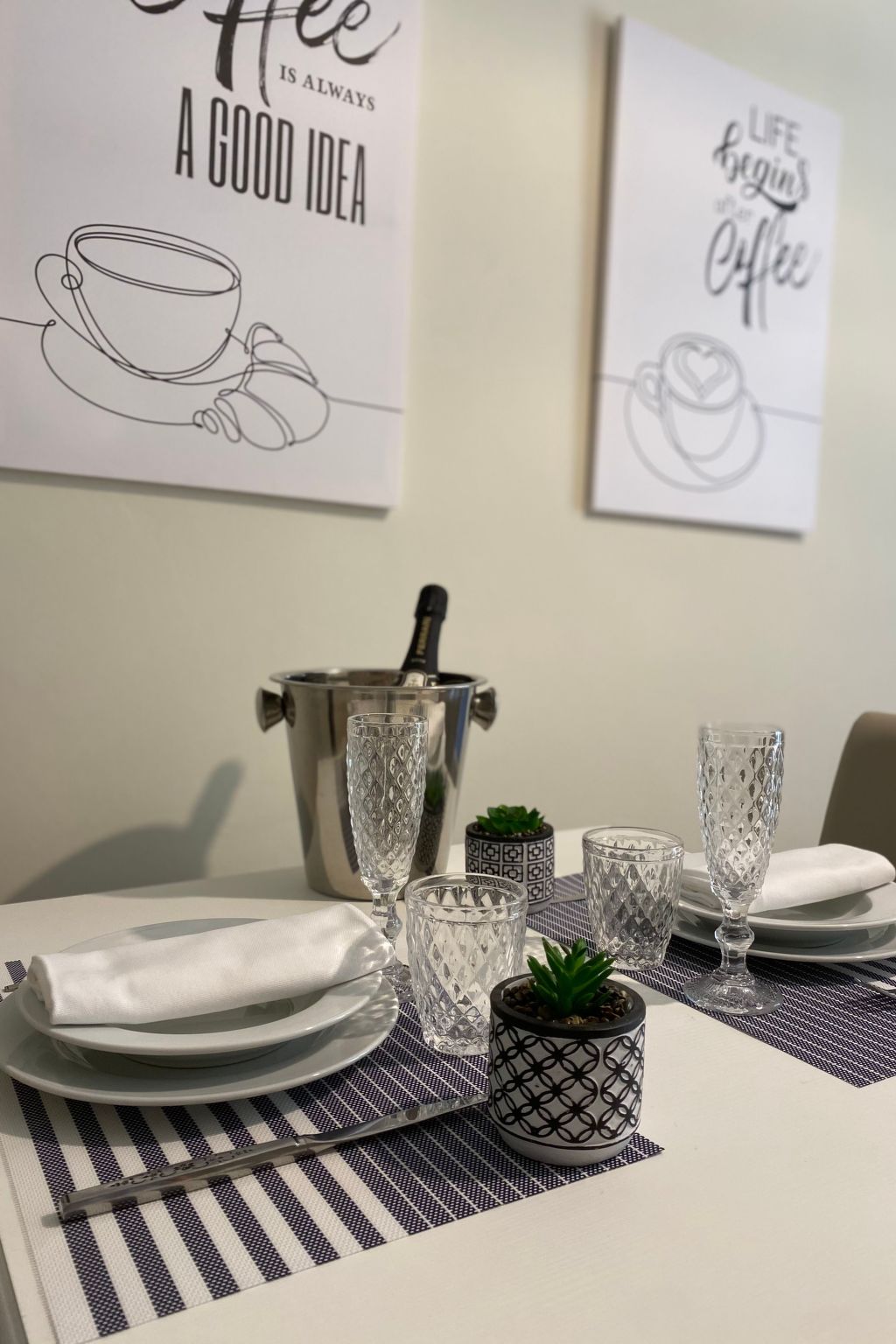 Scala dei Turchi Palace Suiten für 3 Personen in Realmonte-Inside