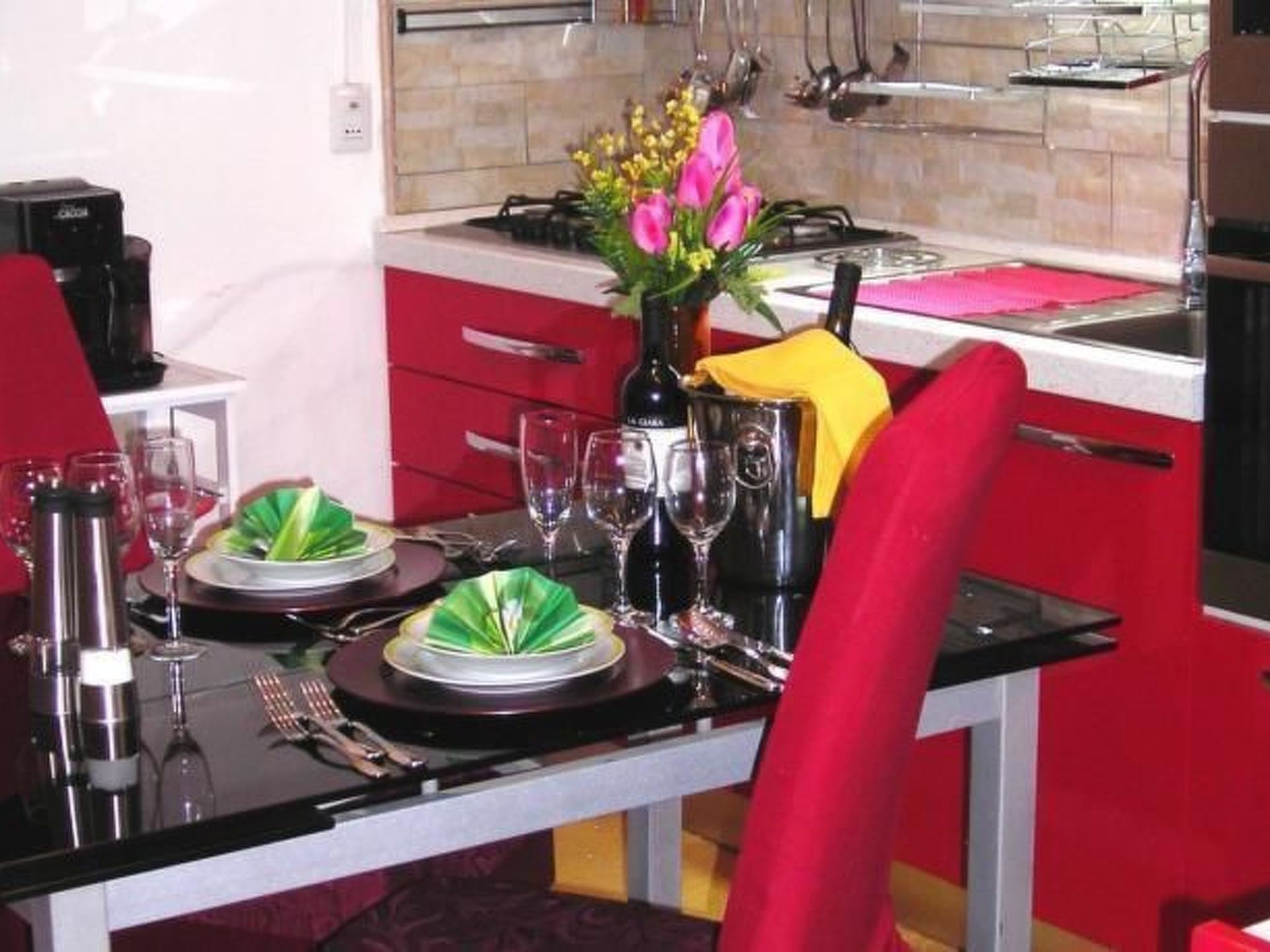 Mit Gemeinschaftspool-Inside