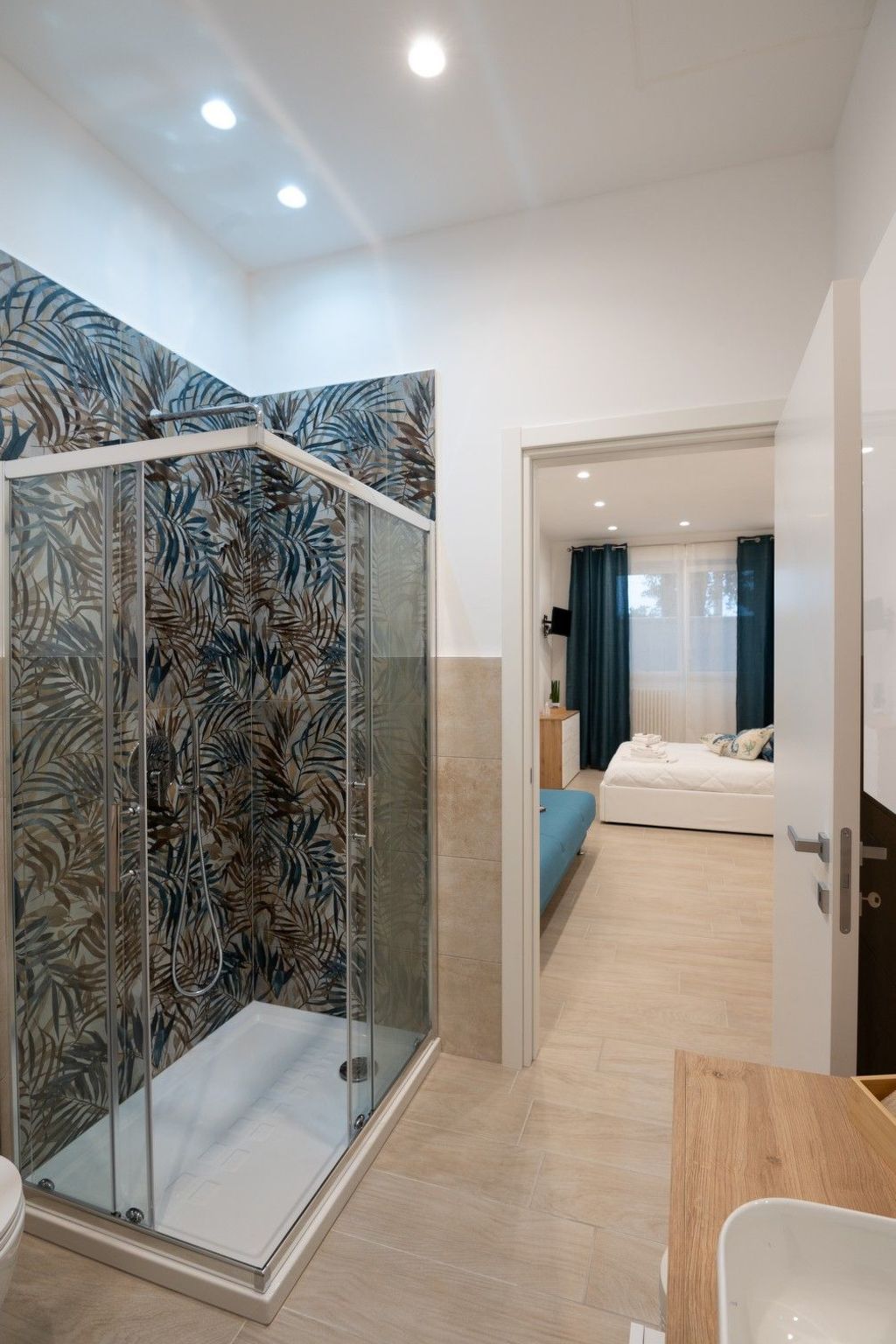 Bei Tante Gina-Dedans