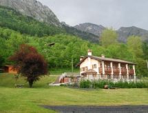 Vrijstaande woning met tuin en jacuzzi in San Gregorio nelle Alpi - thumbnail 2