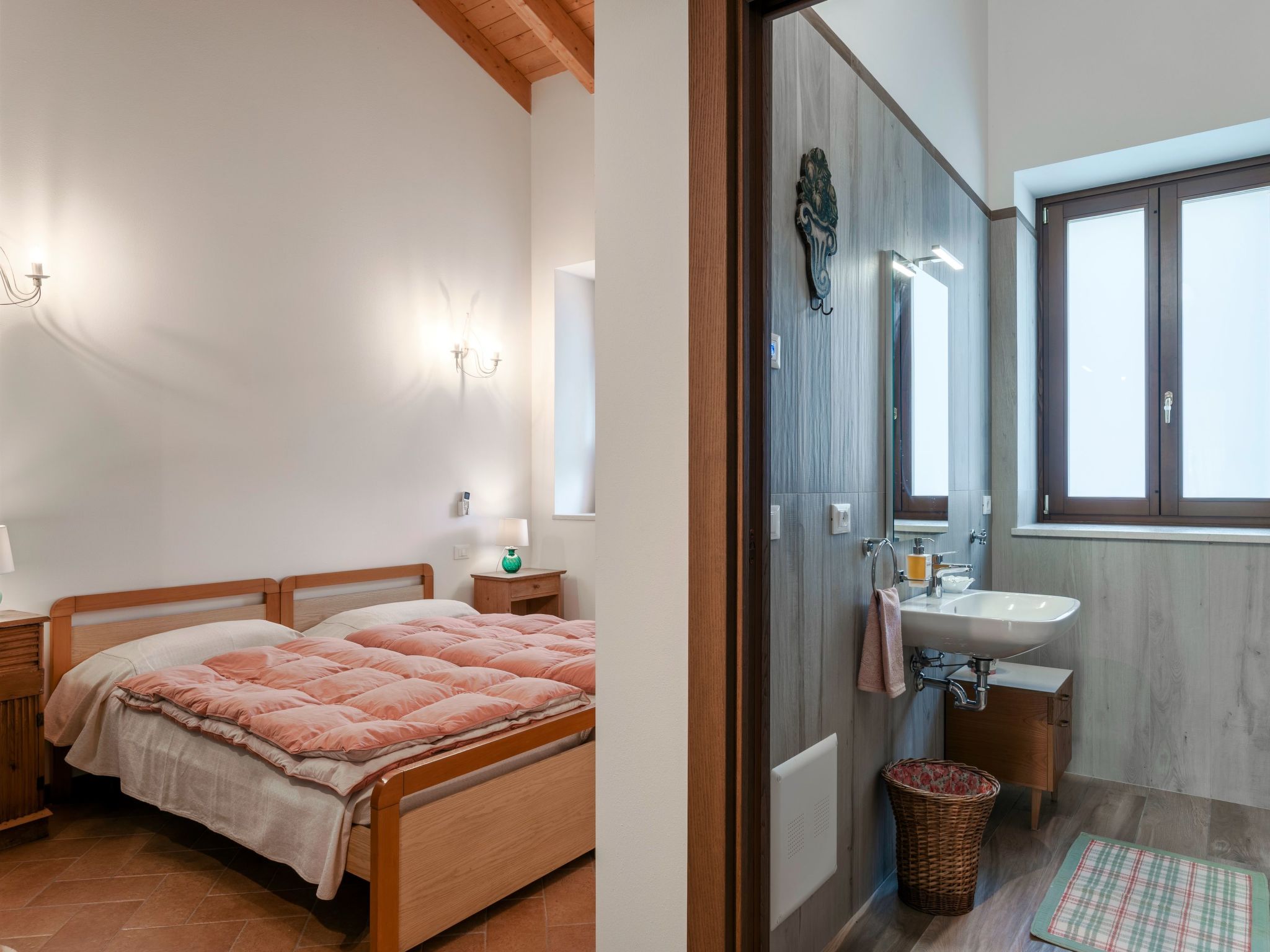 Wohnung mit Einzelbetten und Schlafsofa-Image-tags.info