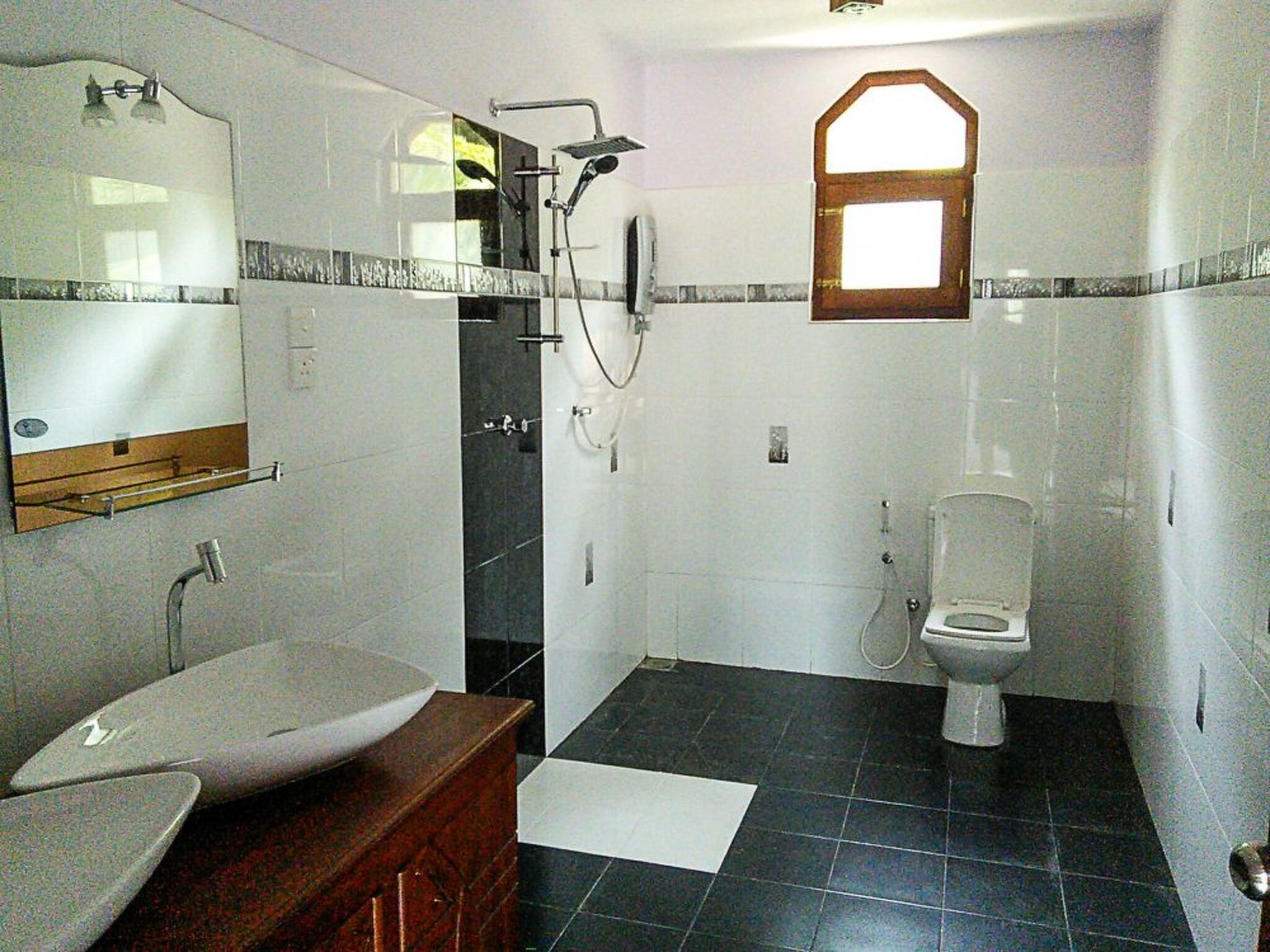 in Habaraduwa mit Eigener Terrasse - Image 3