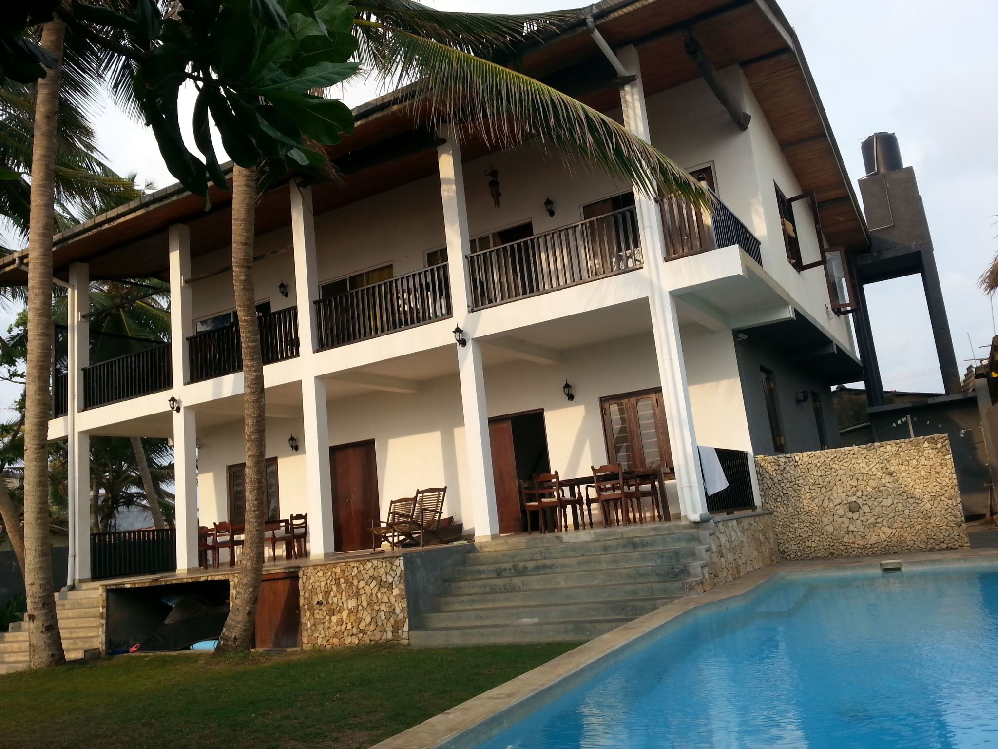 Maison Doppelhaushälfte der Villa, direkt am Strand von Hikkaduwa in Sri Lanka gelegen – photo, photo 33 sur 48