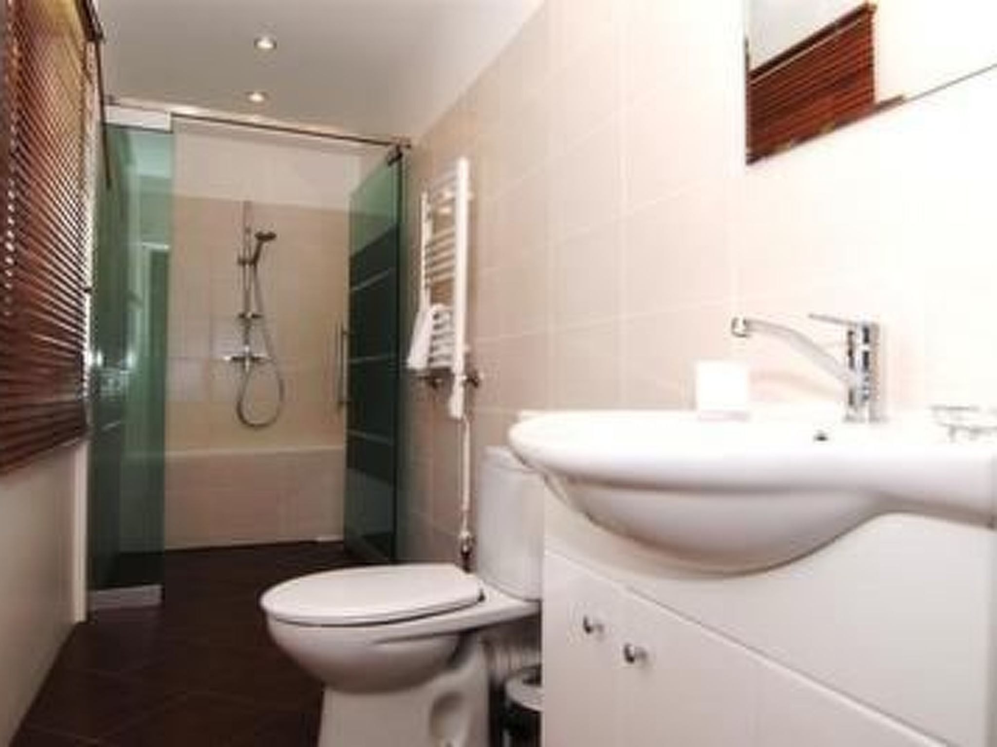 Charmante Waldvilla Dzukijos Uoga am See-Binnen