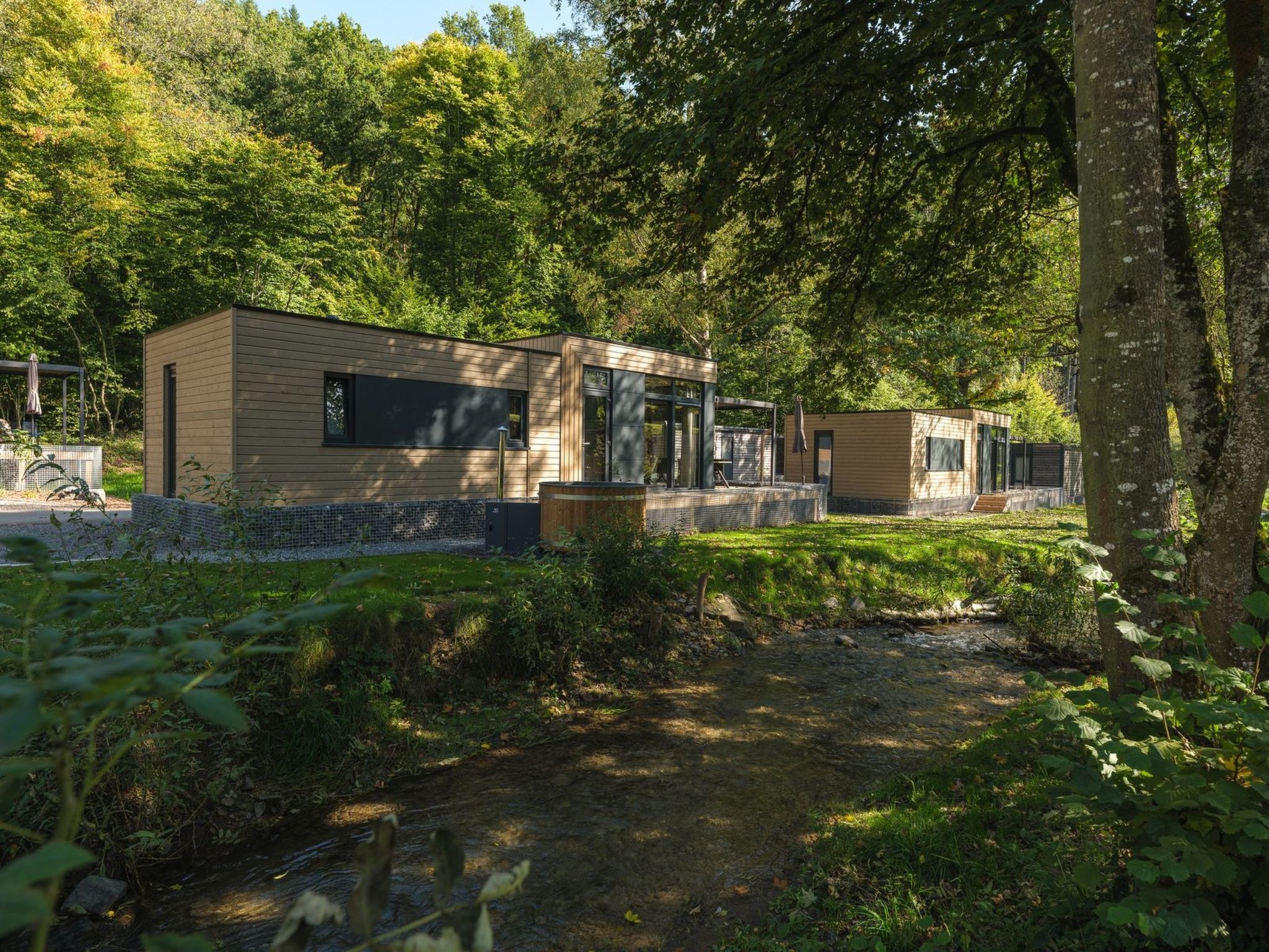 Resort Walsdorf - Mamer Lodge hottub - Buiten