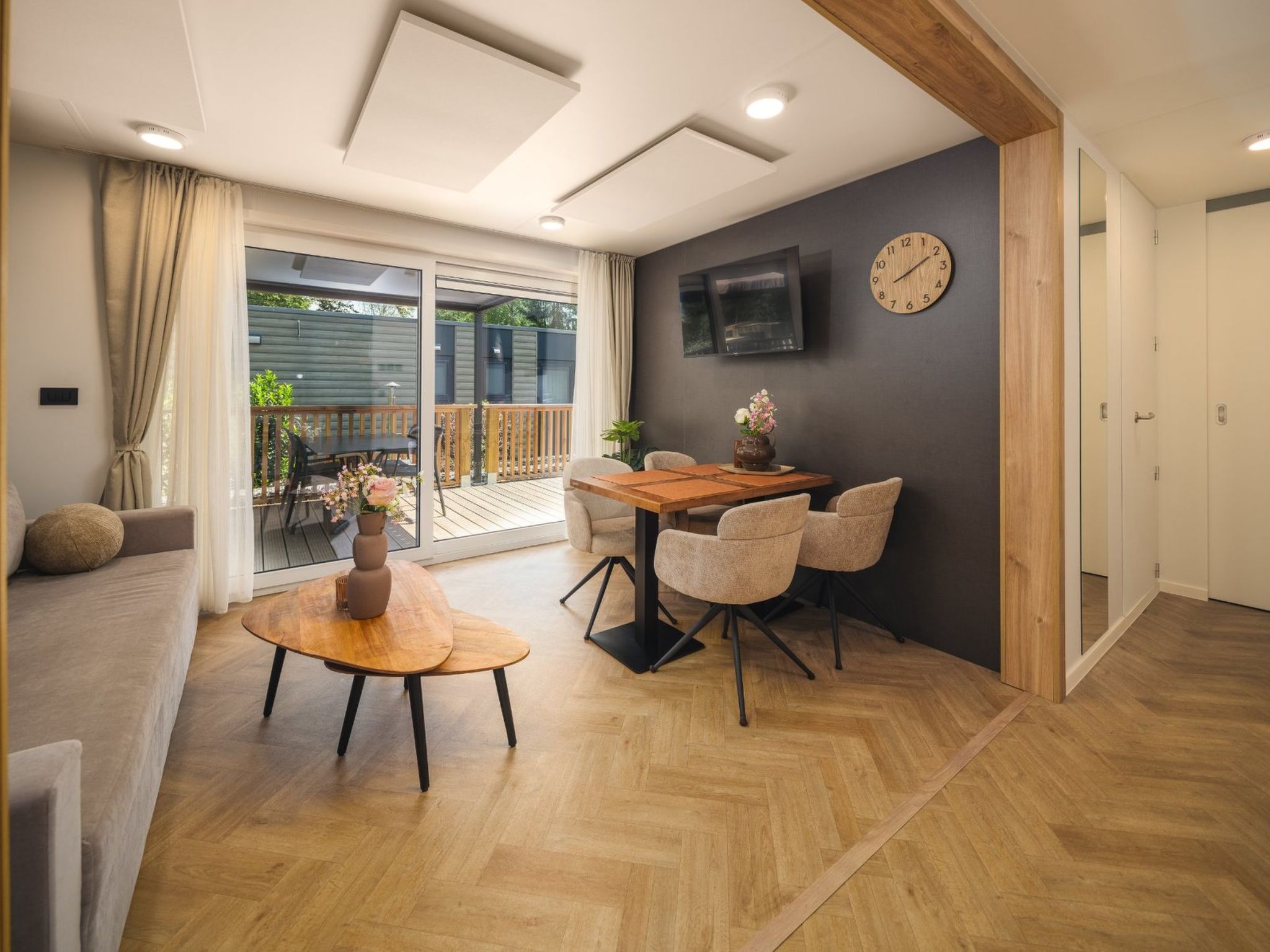 Resort Walsdorf - Sauwer Lodge hottub | 4p - Buiten