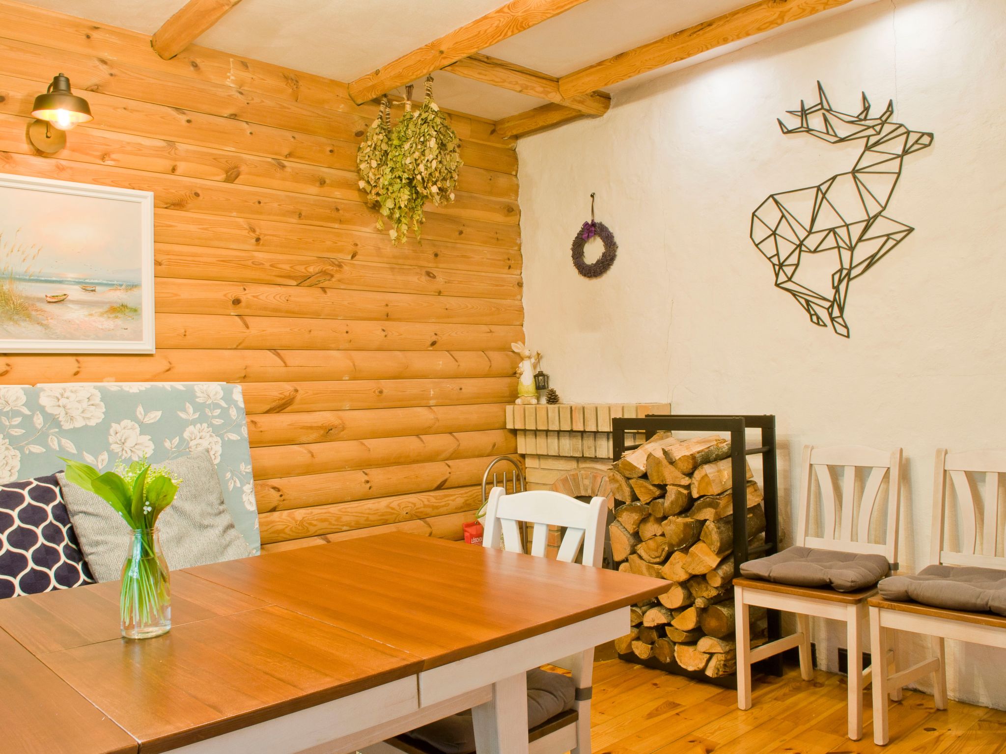 Mit eigenem Parkplatz-Inside