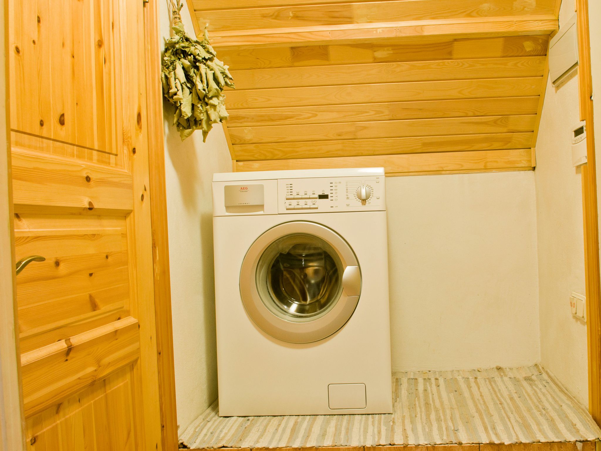 Mit eigenem Parkplatz-Inside