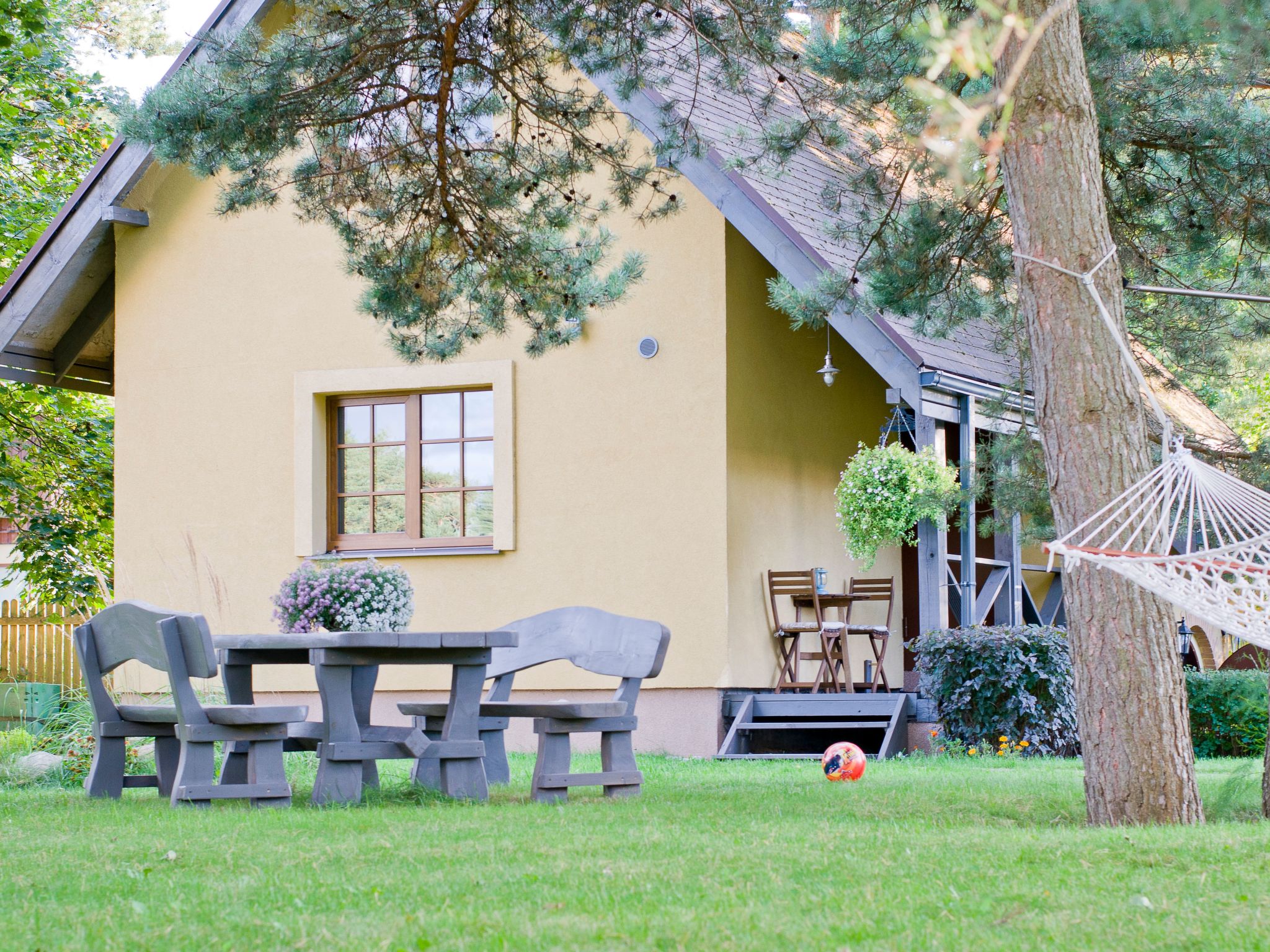 Mit eigenem Parkplatz-Outside