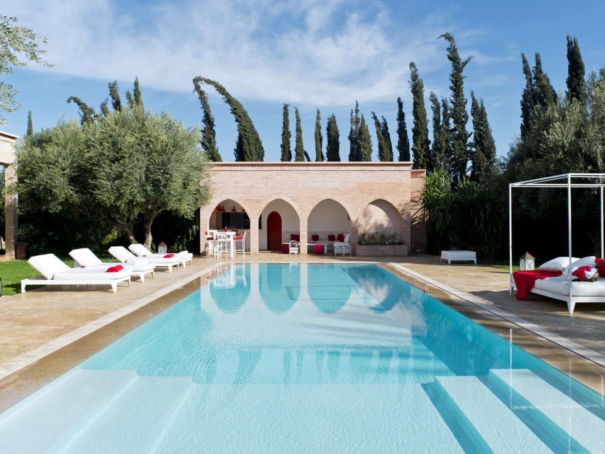 Photo of Grandiose Villa ,5 Schlafzimmer in der Nähe des Zentrums .