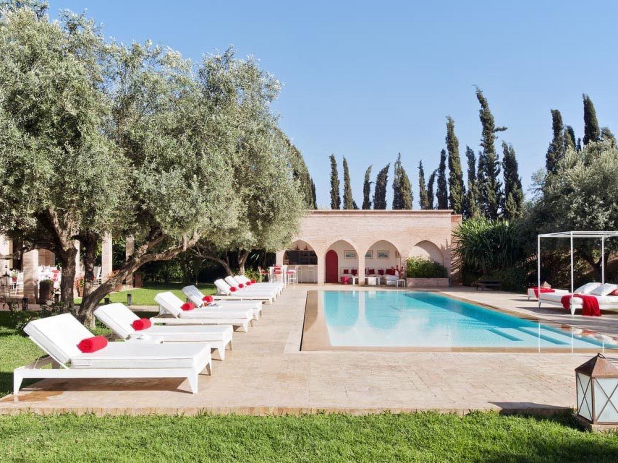 Photo of Grandiose Villa ,5 Schlafzimmer in der Nähe des Zentrums .