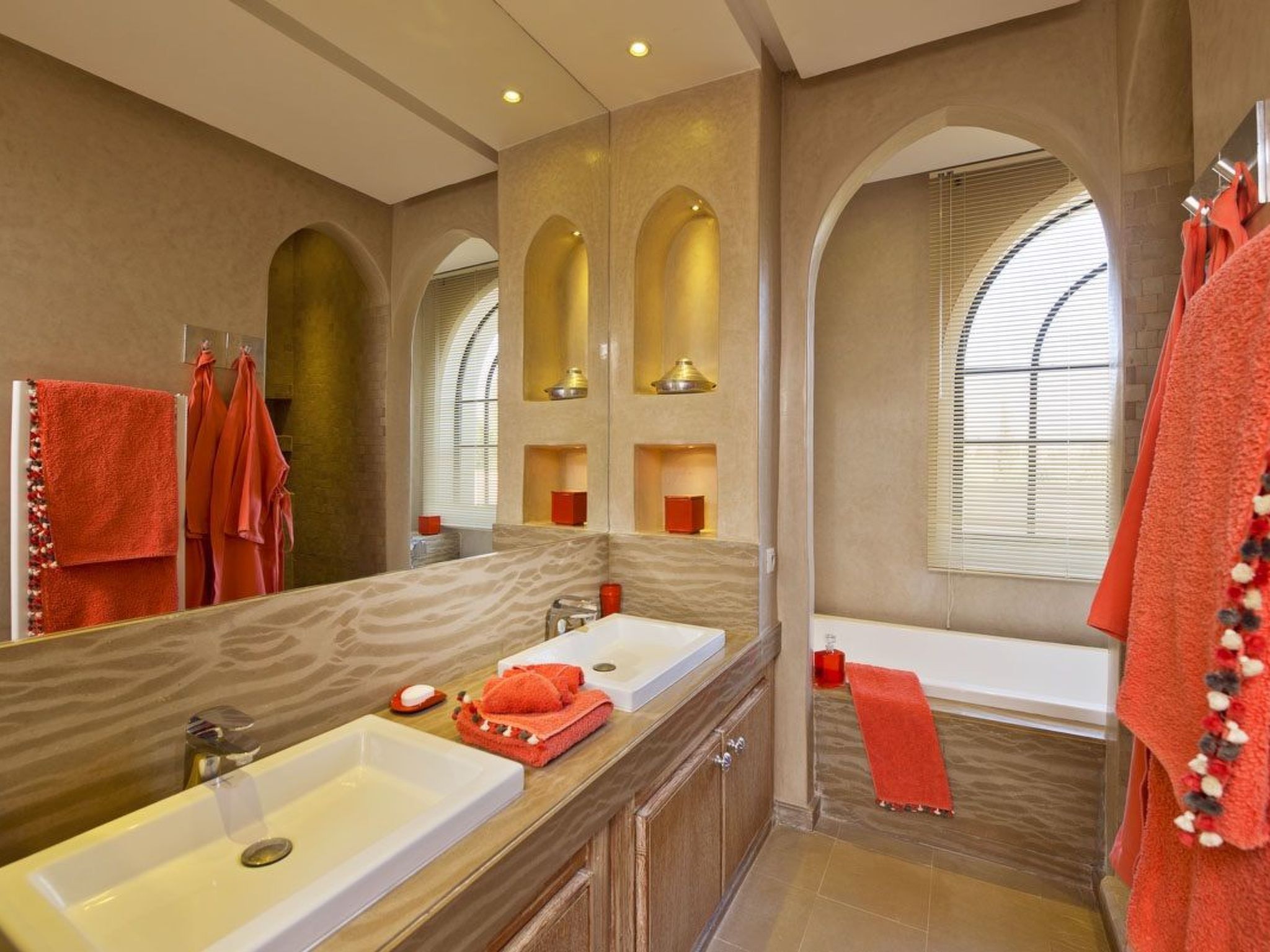 Photo of Grandiose Villa ,5 Schlafzimmer in der Nähe des Zentrums .