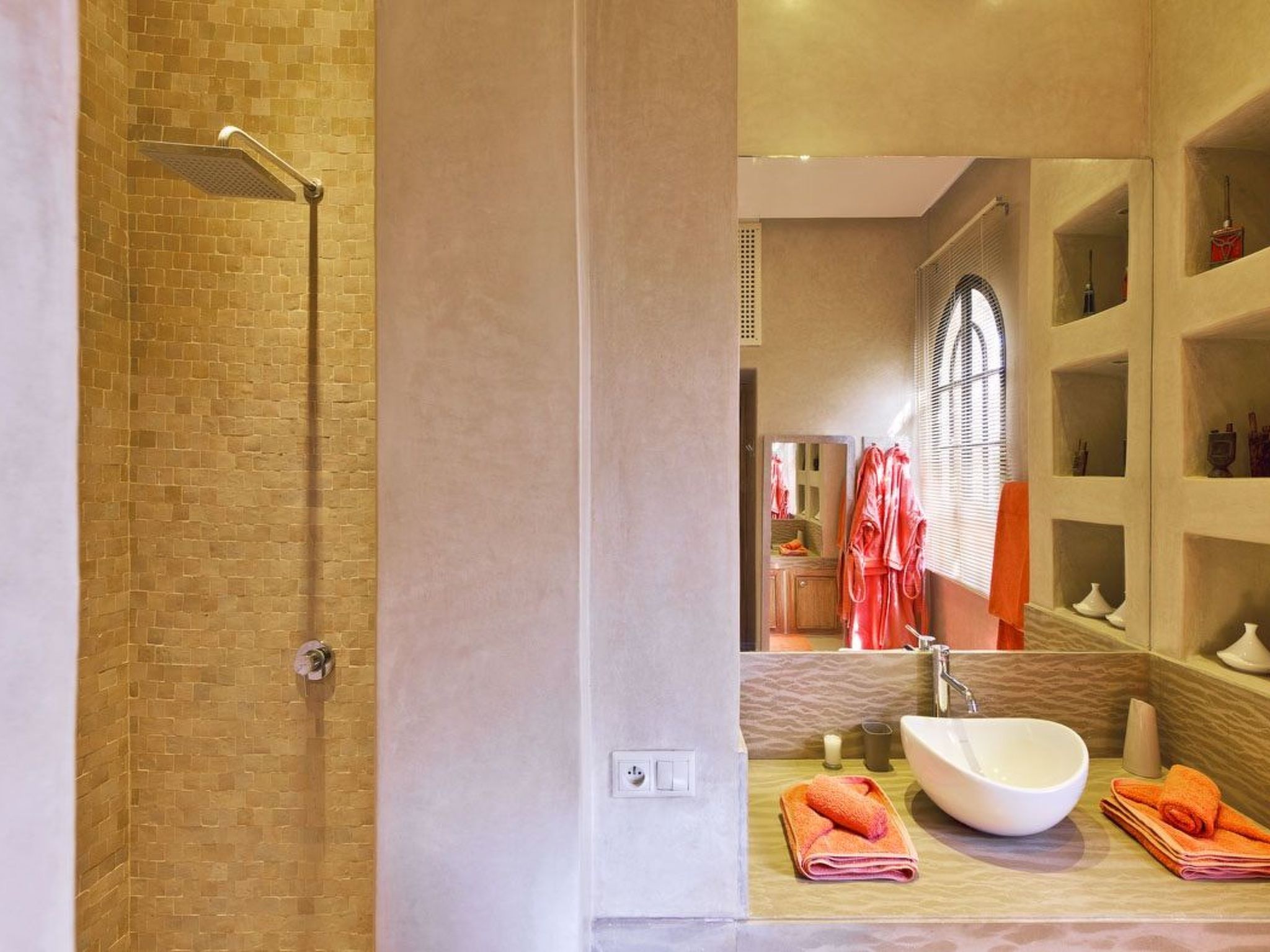 Photo of Grandiose Villa ,5 Schlafzimmer in der Nähe des Zentrums .