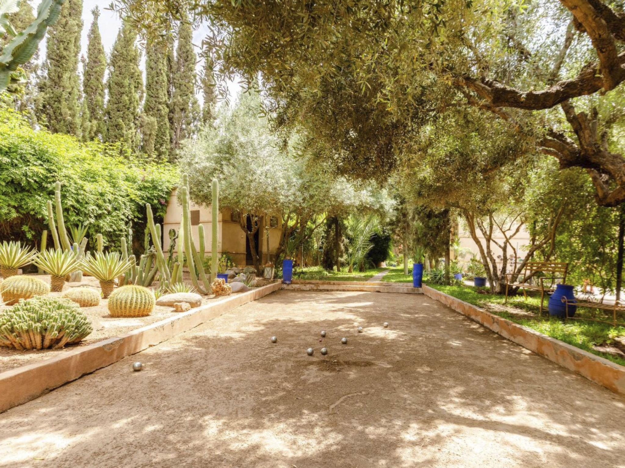 Photo of Grandiose Villa ,5 Schlafzimmer in der Nähe des Zentrums .