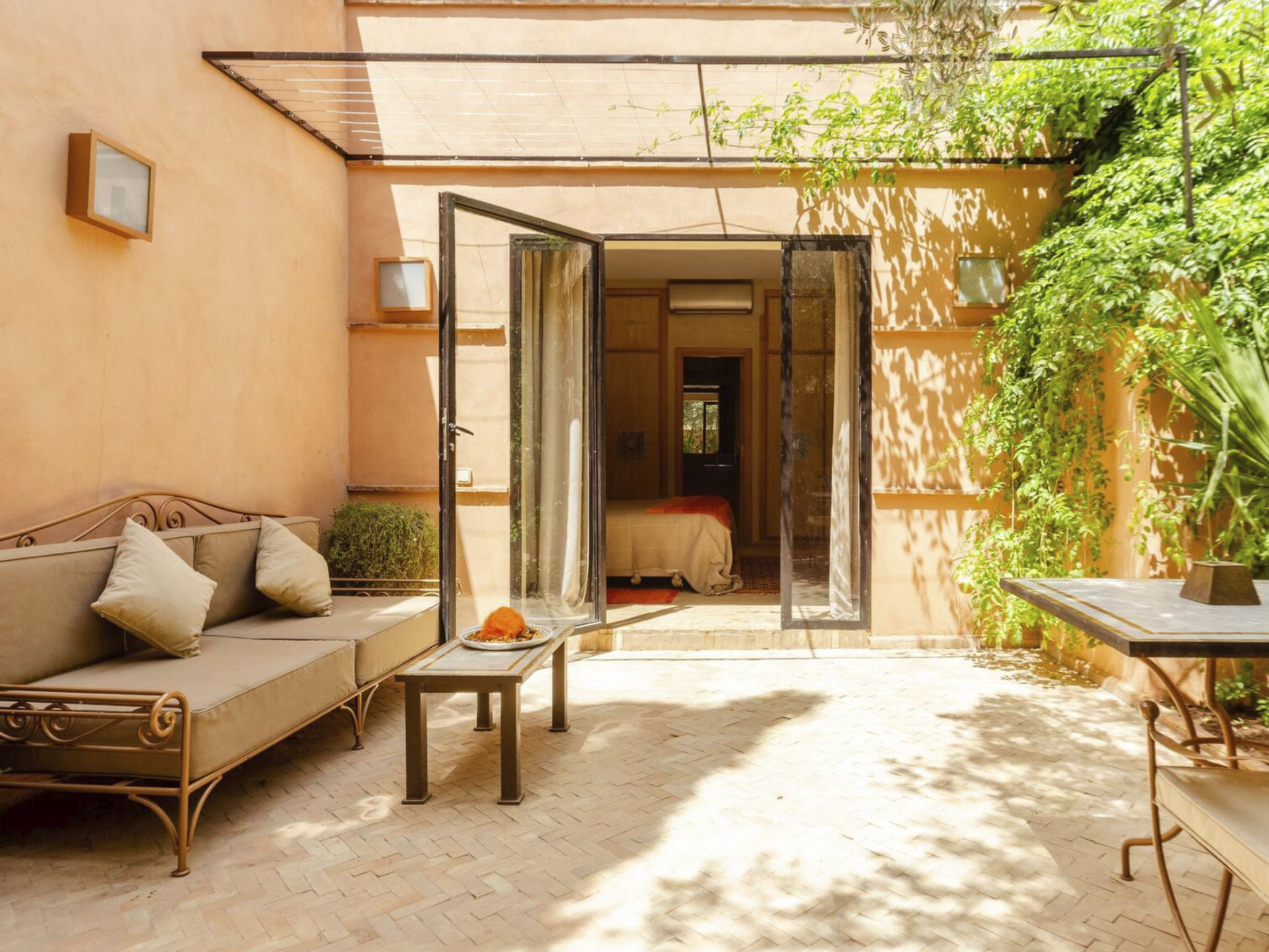 Photo of Grandiose Villa ,5 Schlafzimmer in der Nähe des Zentrums .