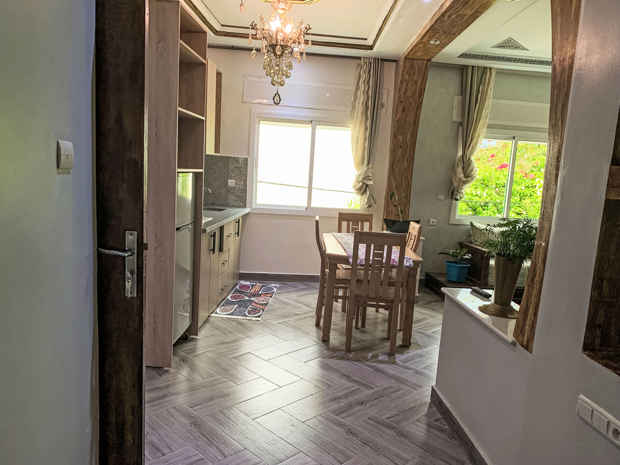 Appartement Jbila Maison – Cuisine et coin repas, photo 12 sur 16
