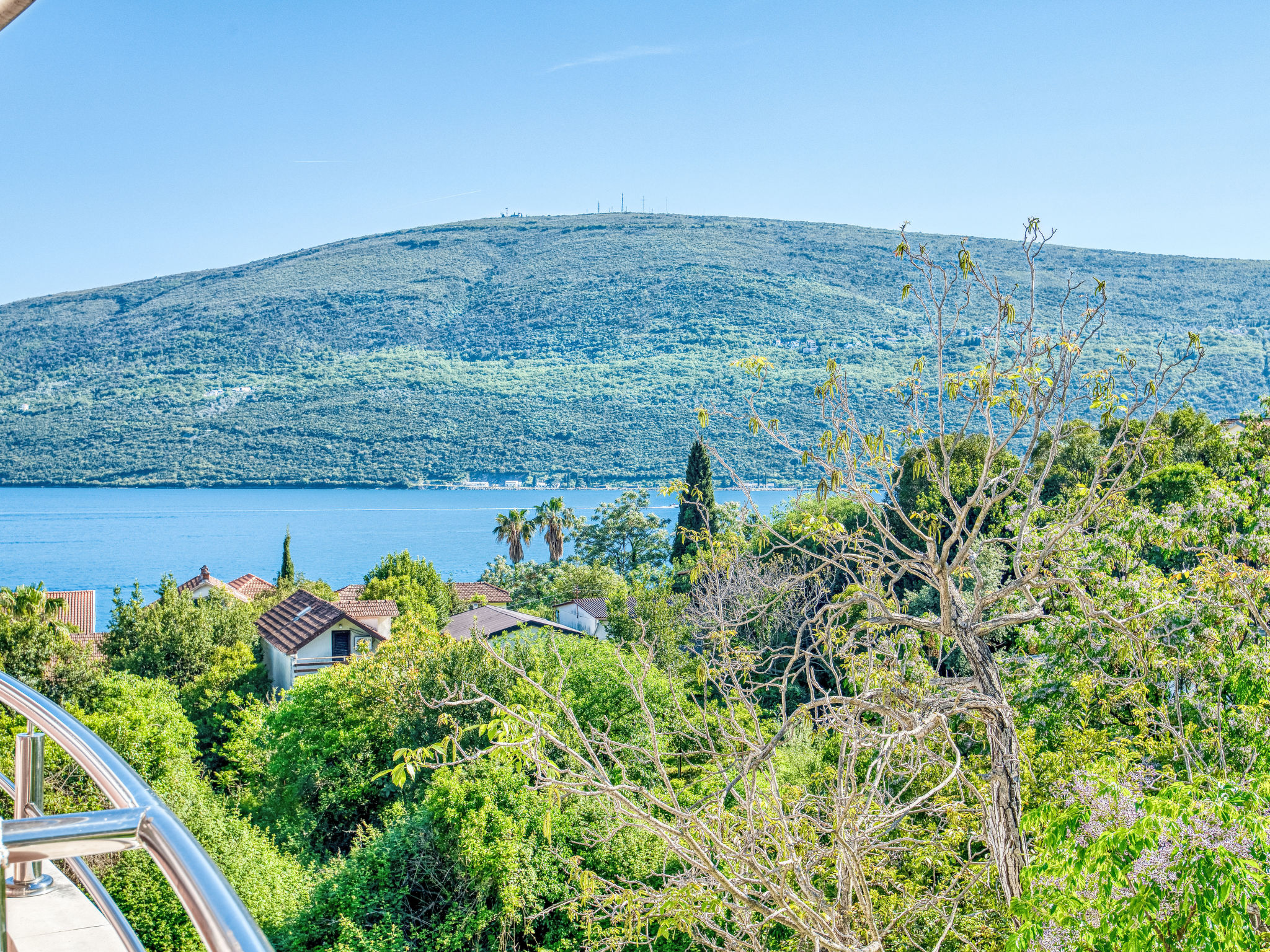 Wohnung "Premier" mit Meerblick - Buiten