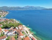 Ljubica Two: Appartement aan de Montenegrijnse kust met terras en zeezicht - thumbnail 5