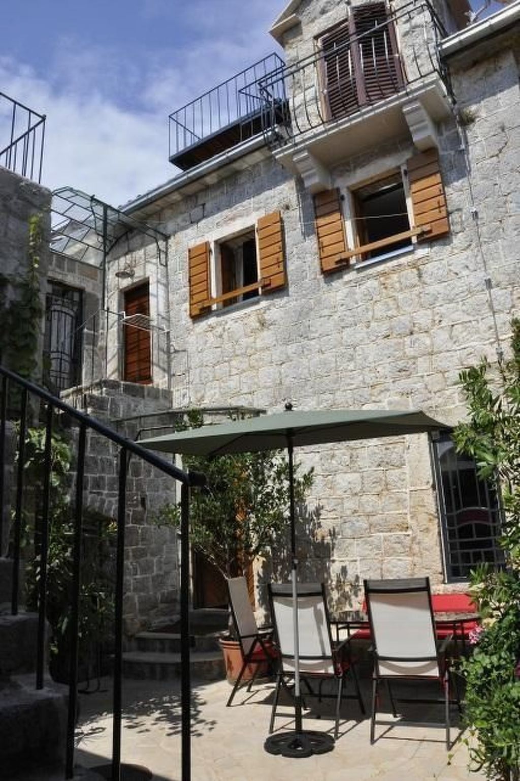 Villa Viktoria-Buiten