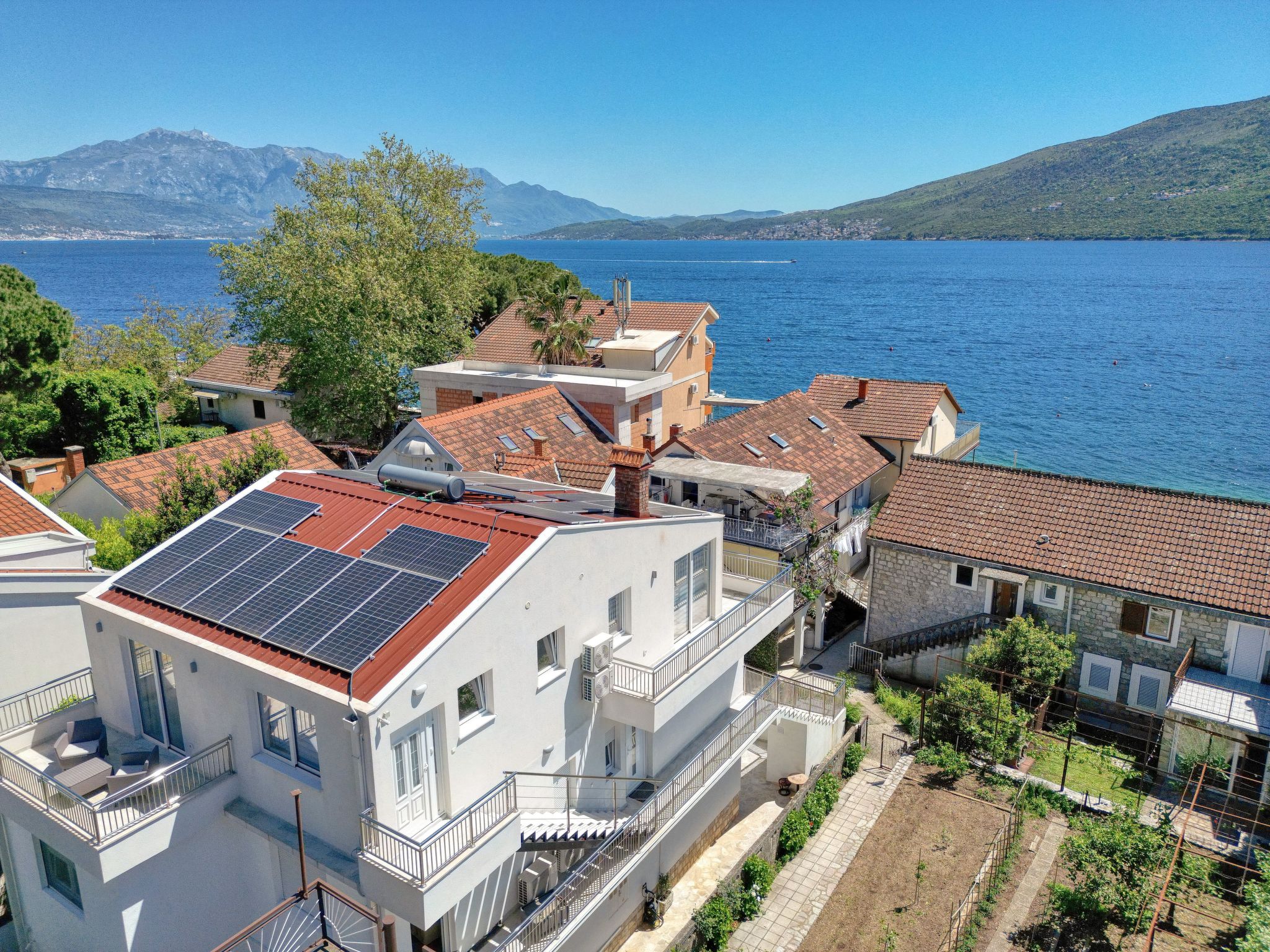 Ljubica Superior: 3-kamerappartement met panoramisch zeezicht in Herceg Novi - foto 43