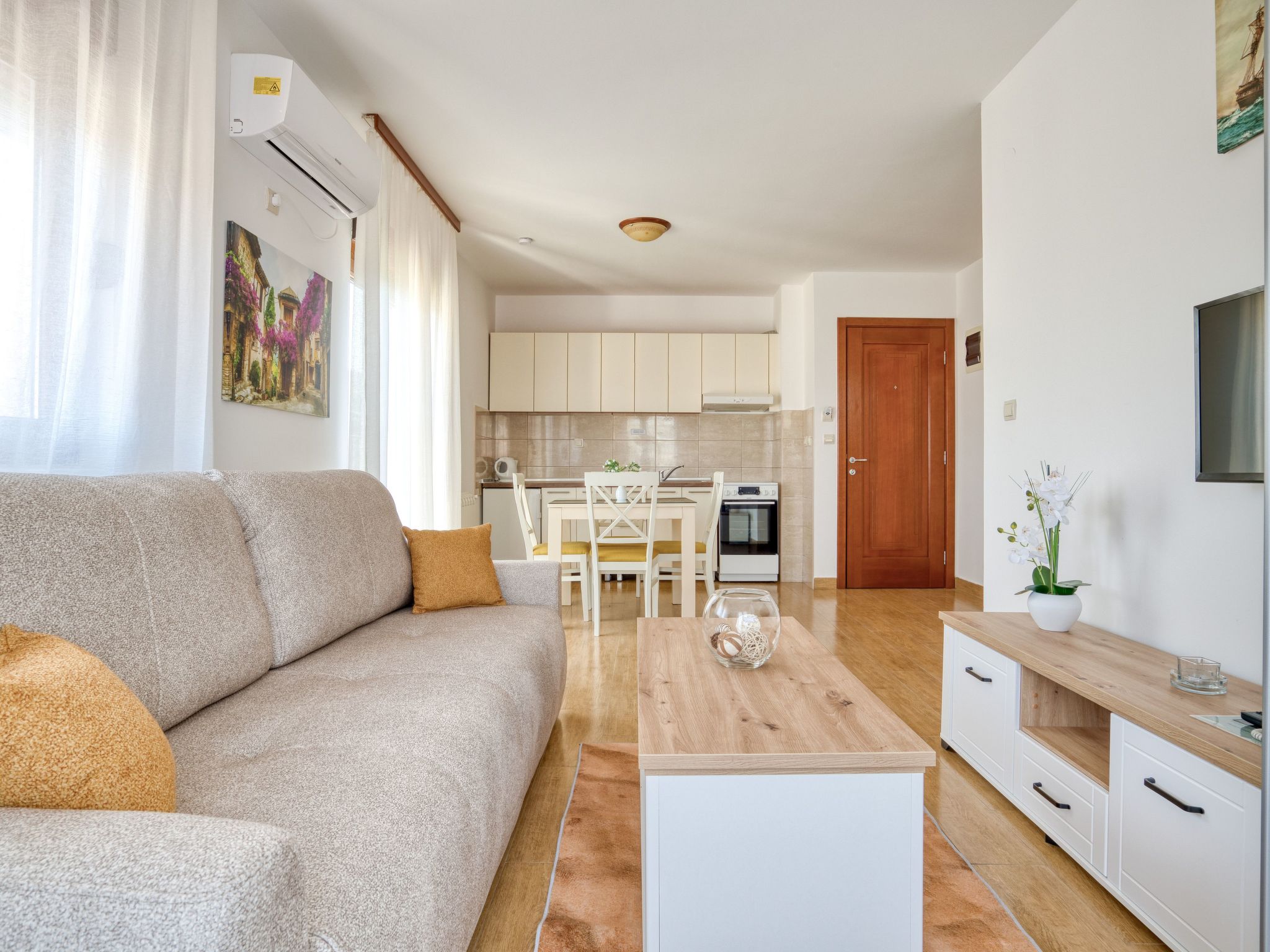 Wohnung "Lux" mit Meerblick-Image-tags.info