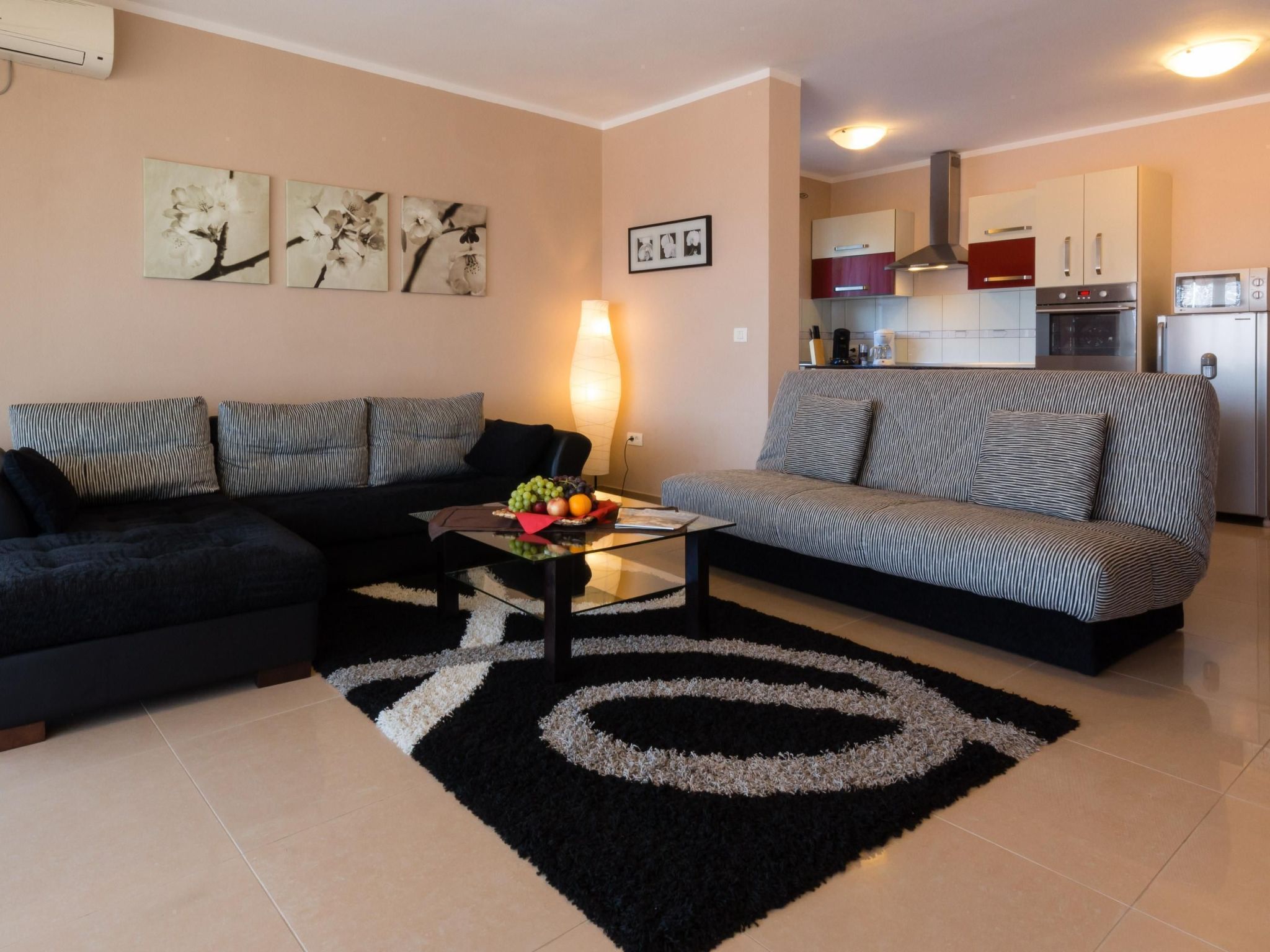 Wohnung in Utjeha-Bušat mit Terrasse und Grill - Image 5