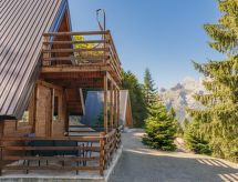 Luxueus vrijstaand huis in Andrijevica met weids bergzicht - thumbnail 1