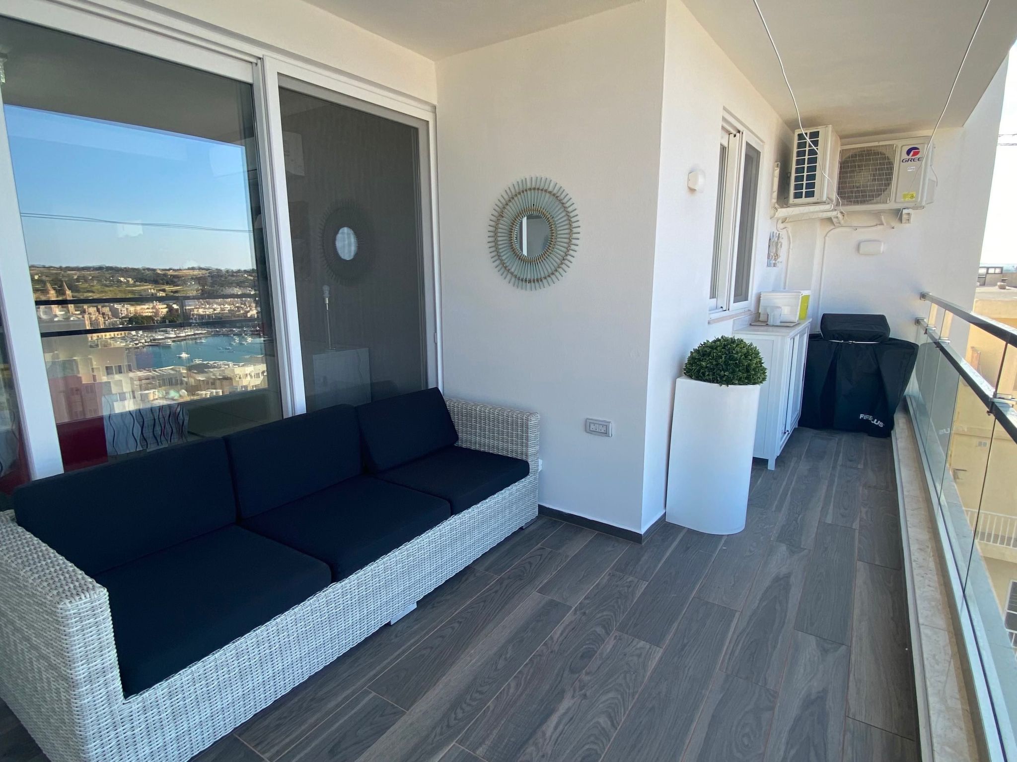 4. Apartment mit 2 Schlafzimmern und Meerblick