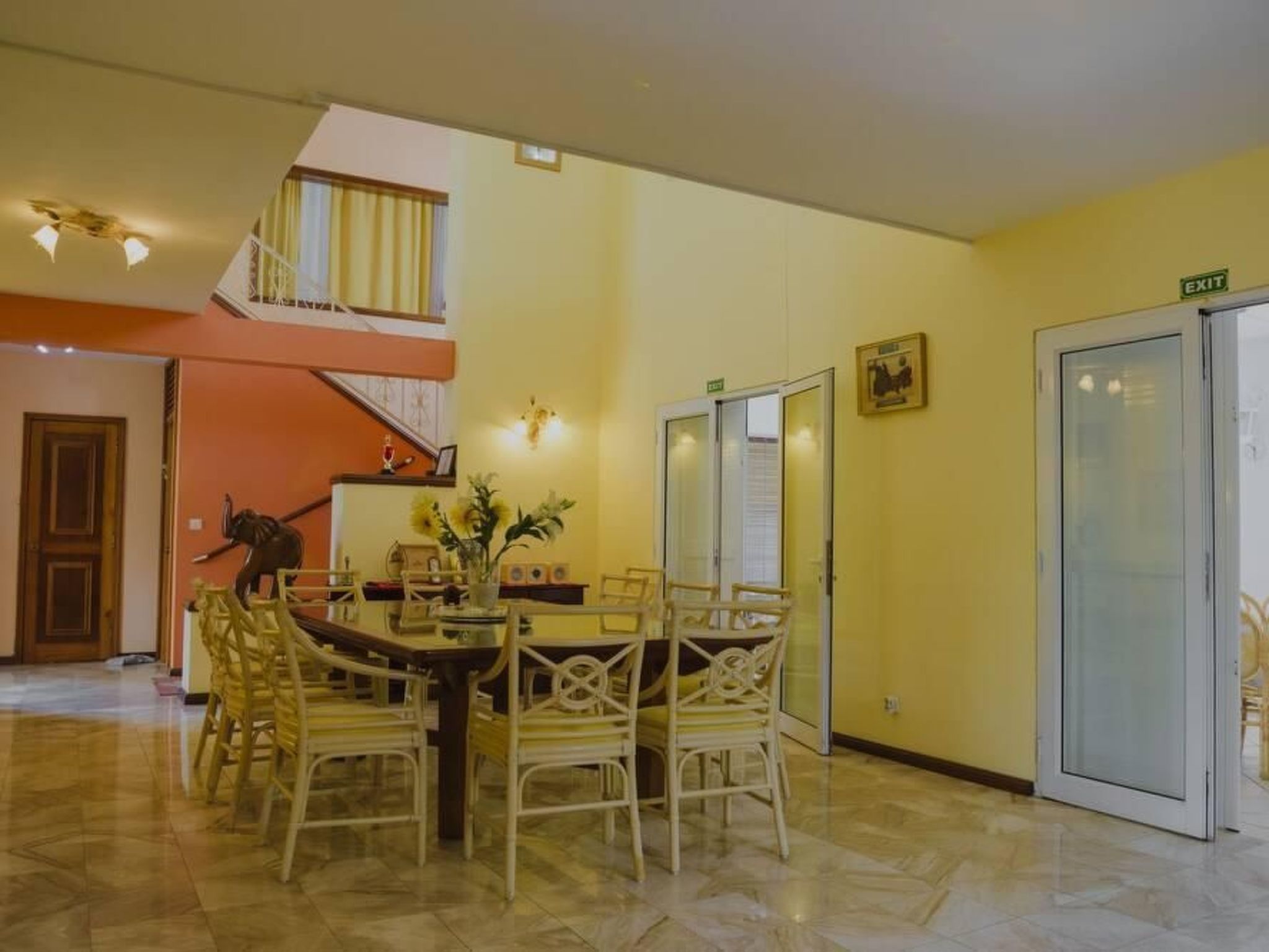 Photo of "Villa Radani" Pool und Garten