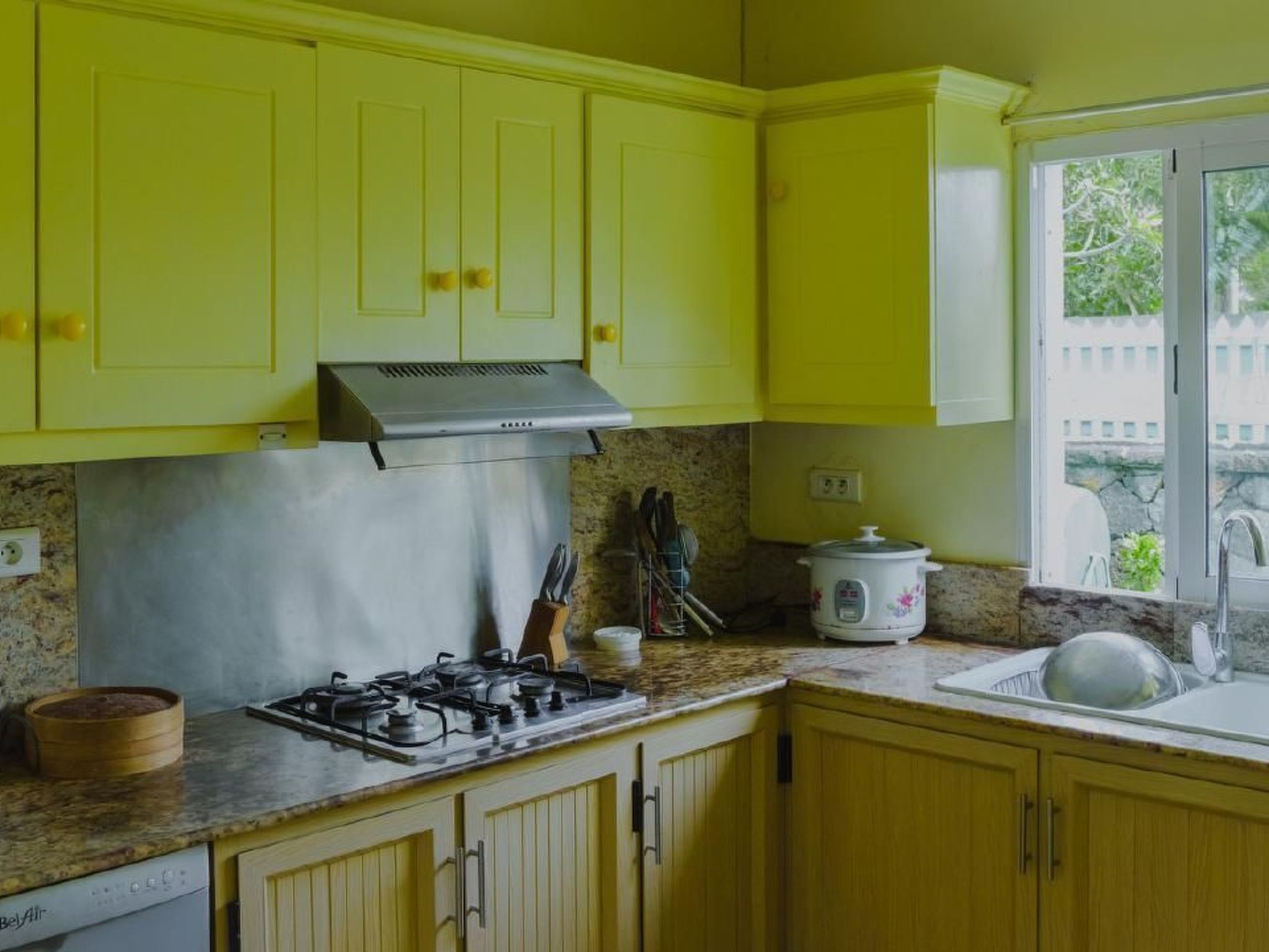 Photo of "Villa Radani" Pool und Garten