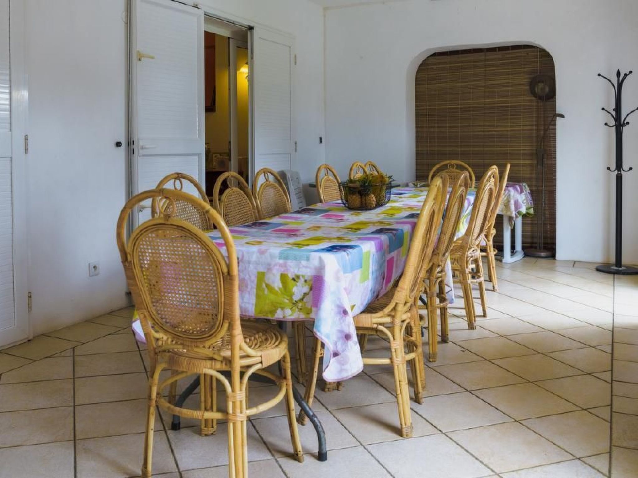 Photo of "Villa Radani" Pool und Garten