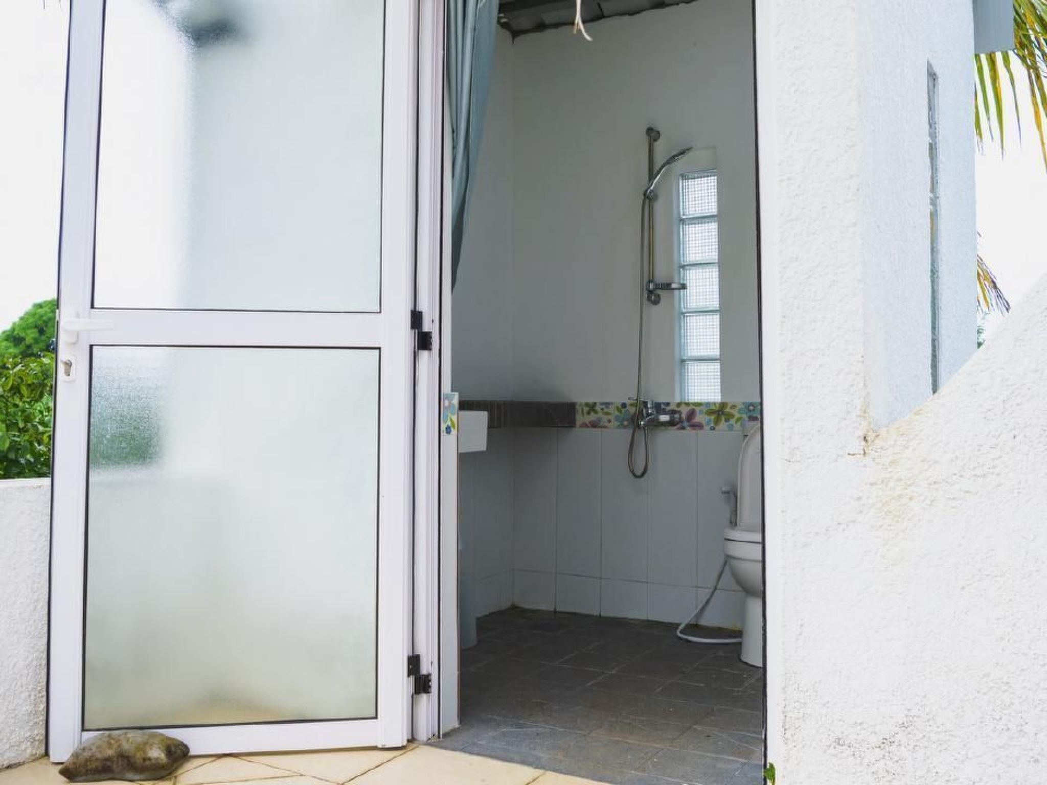 Photo of "Villa Radani" Pool und Garten