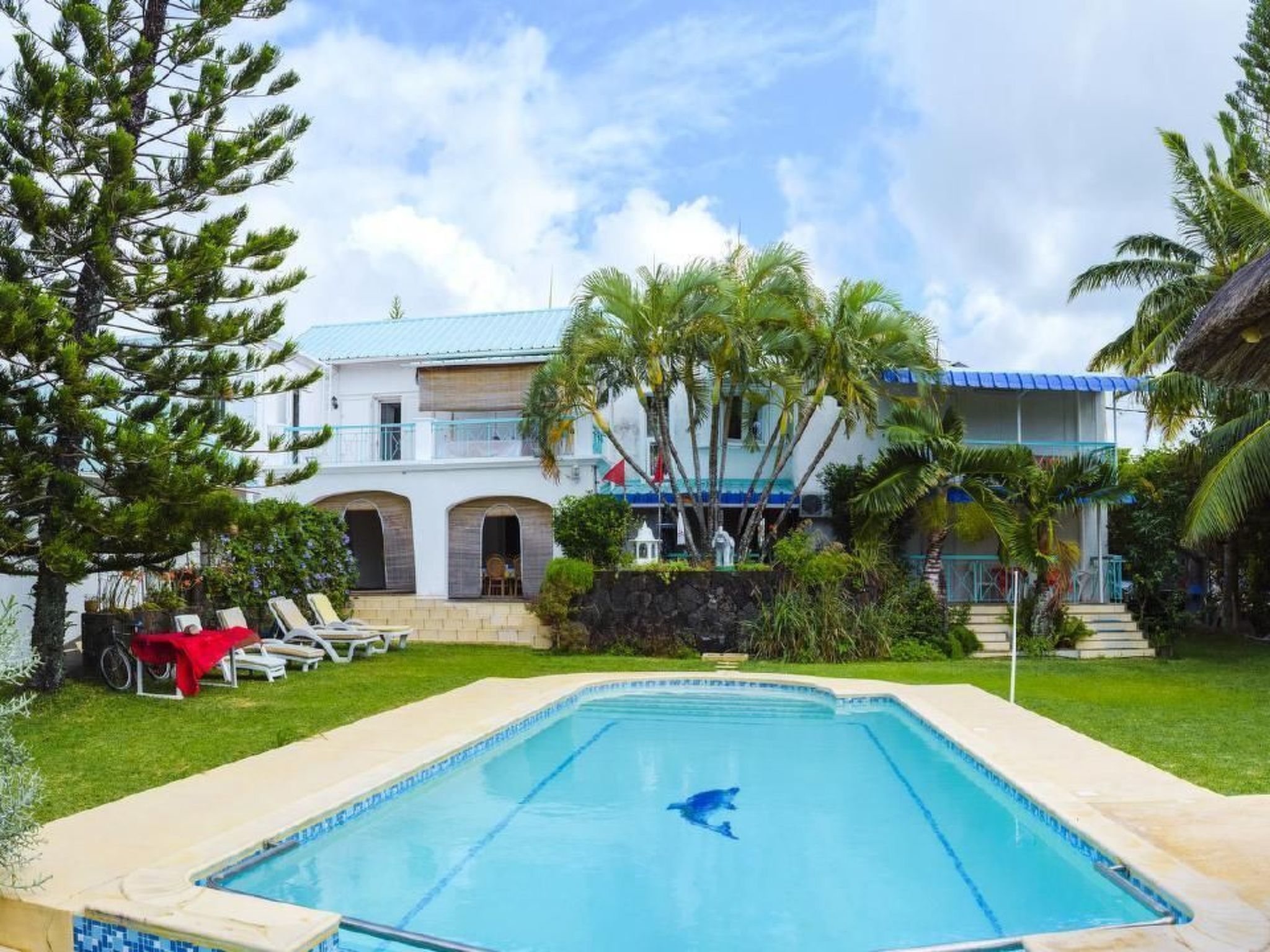 Photo of "Villa Radani" Pool und Garten