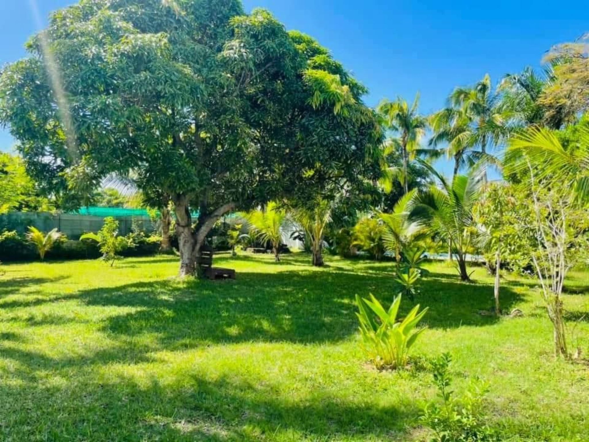 Photo of in Roches Noires mit Großem Garten