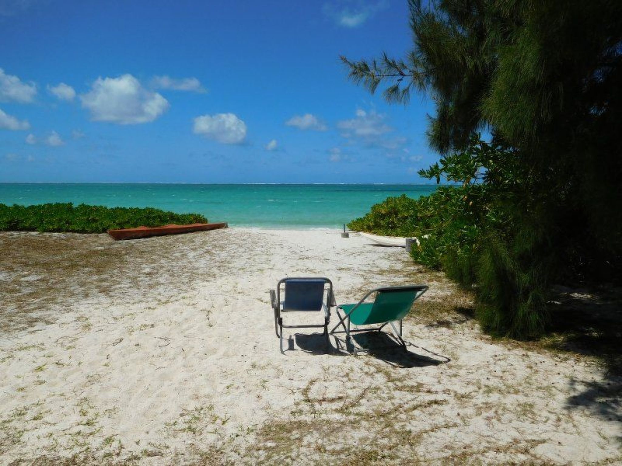 mit Blick auf das Wasser