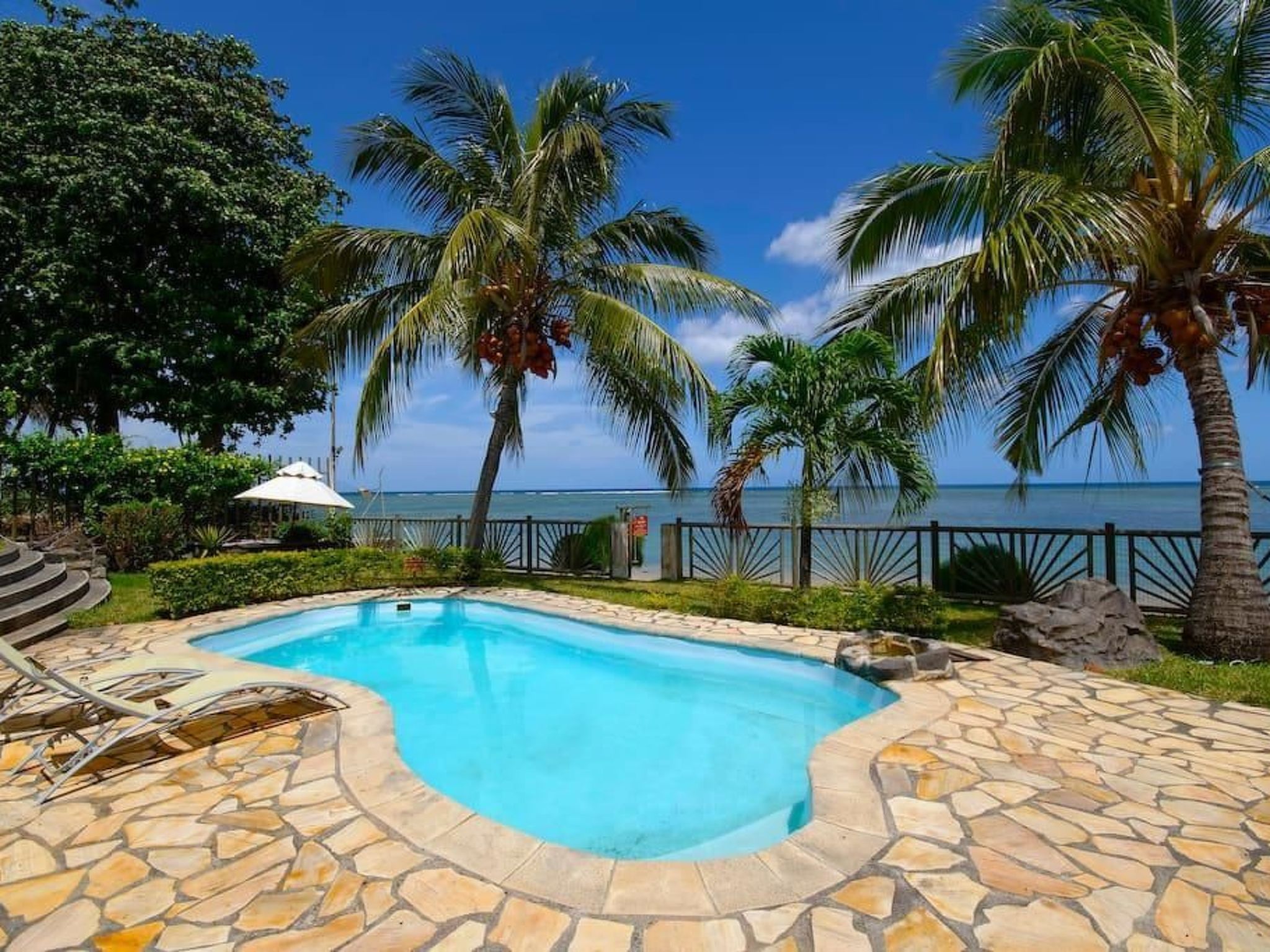 Photo of Villa am Meer Mauridul mit Pool