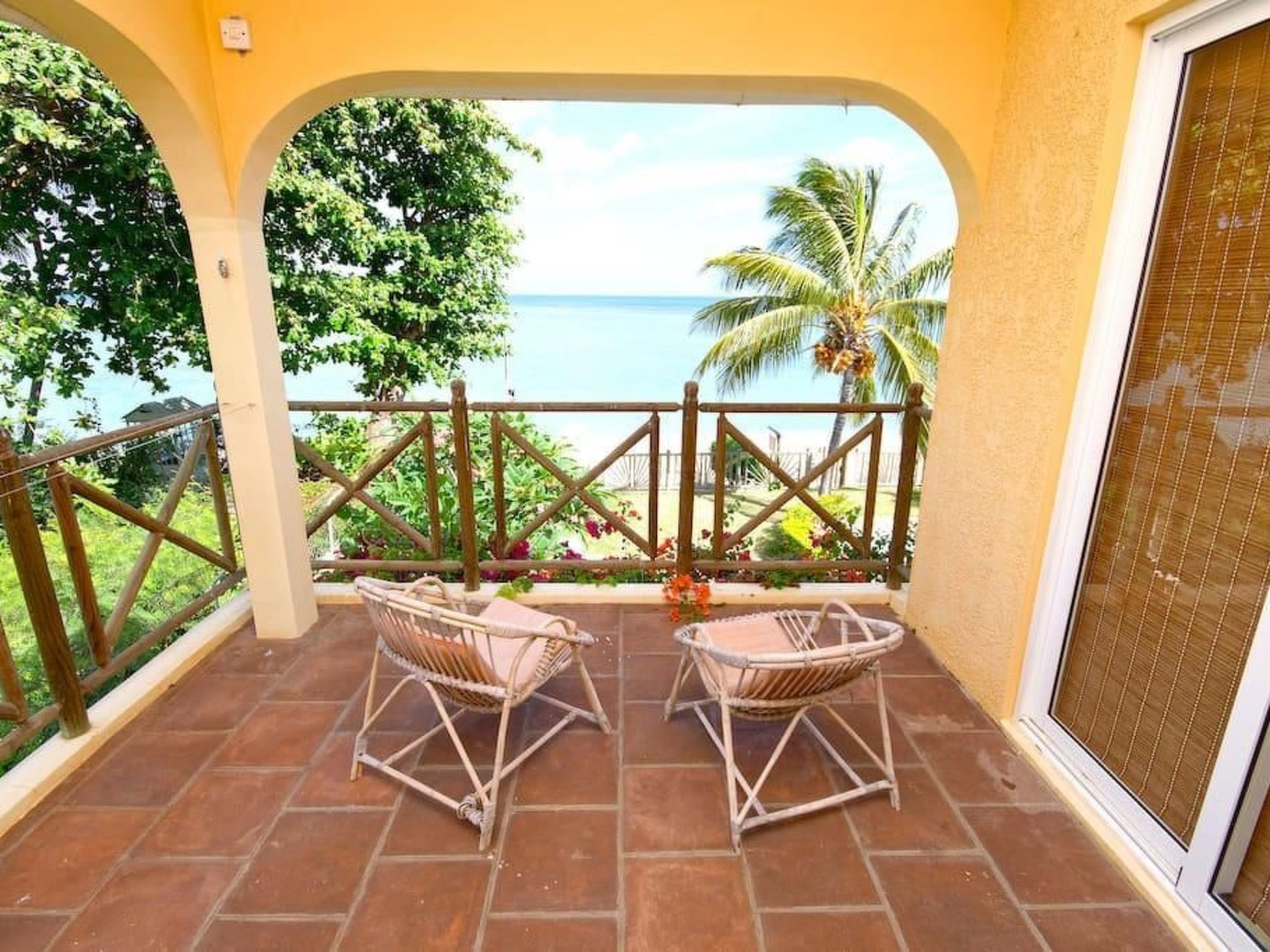 Photo of Villa am Meer Mauridul mit Pool