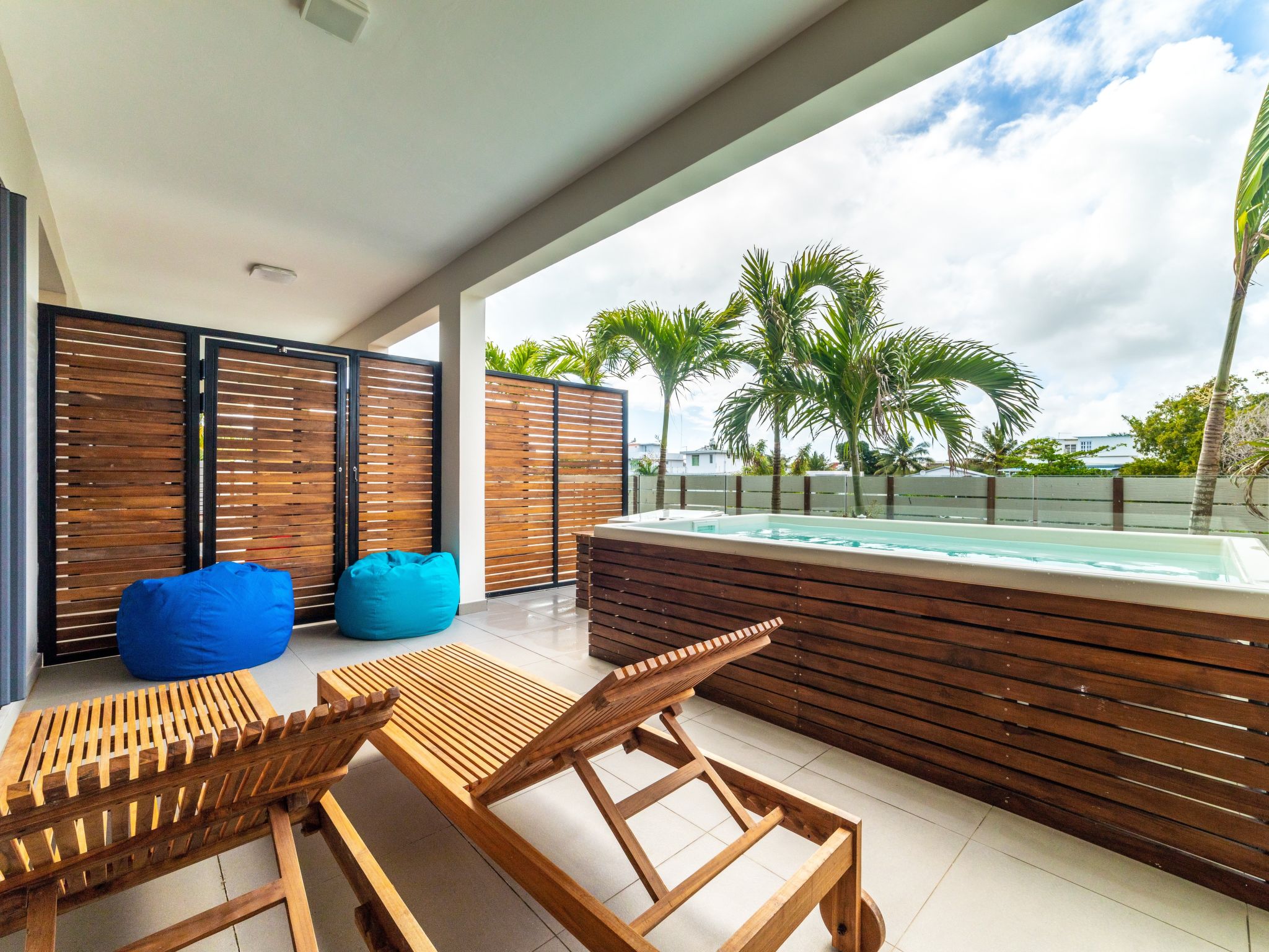 Photo of One Bay Residence Einheit 3 Luxuswohnung