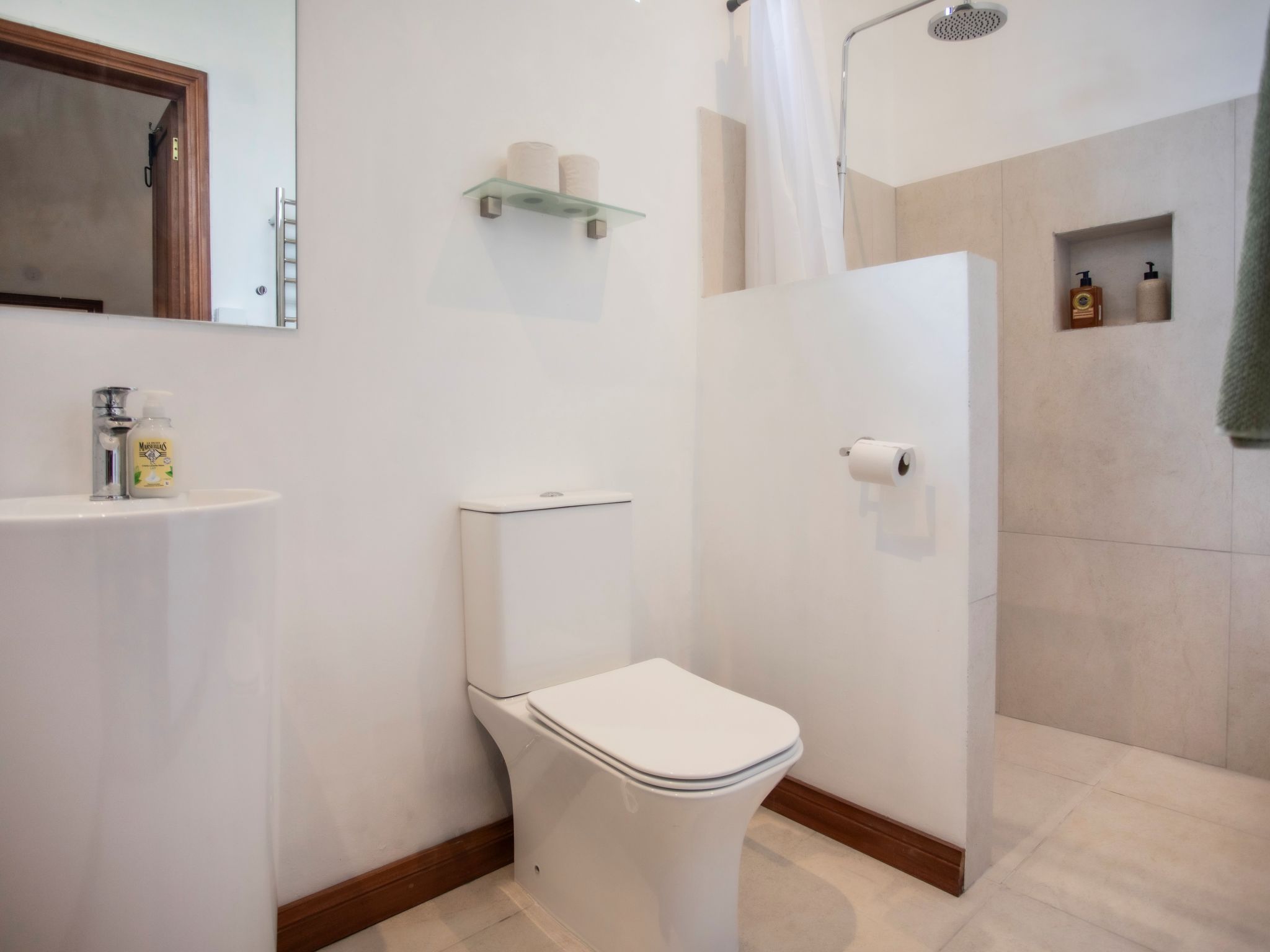 Photo of Mussaenda-Hütte