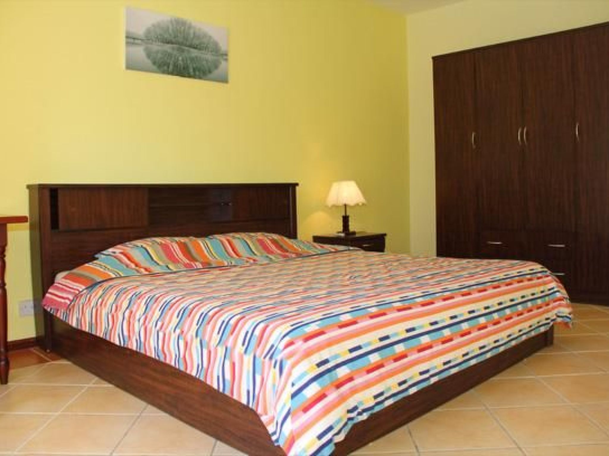 Photo of mit mehreren Balkonen und Terrasse