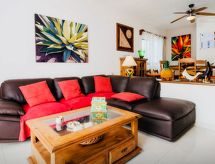 Ruime hoekvilla met privézwembad in Playacar Phase 2, 500m van zee - thumbnail 1