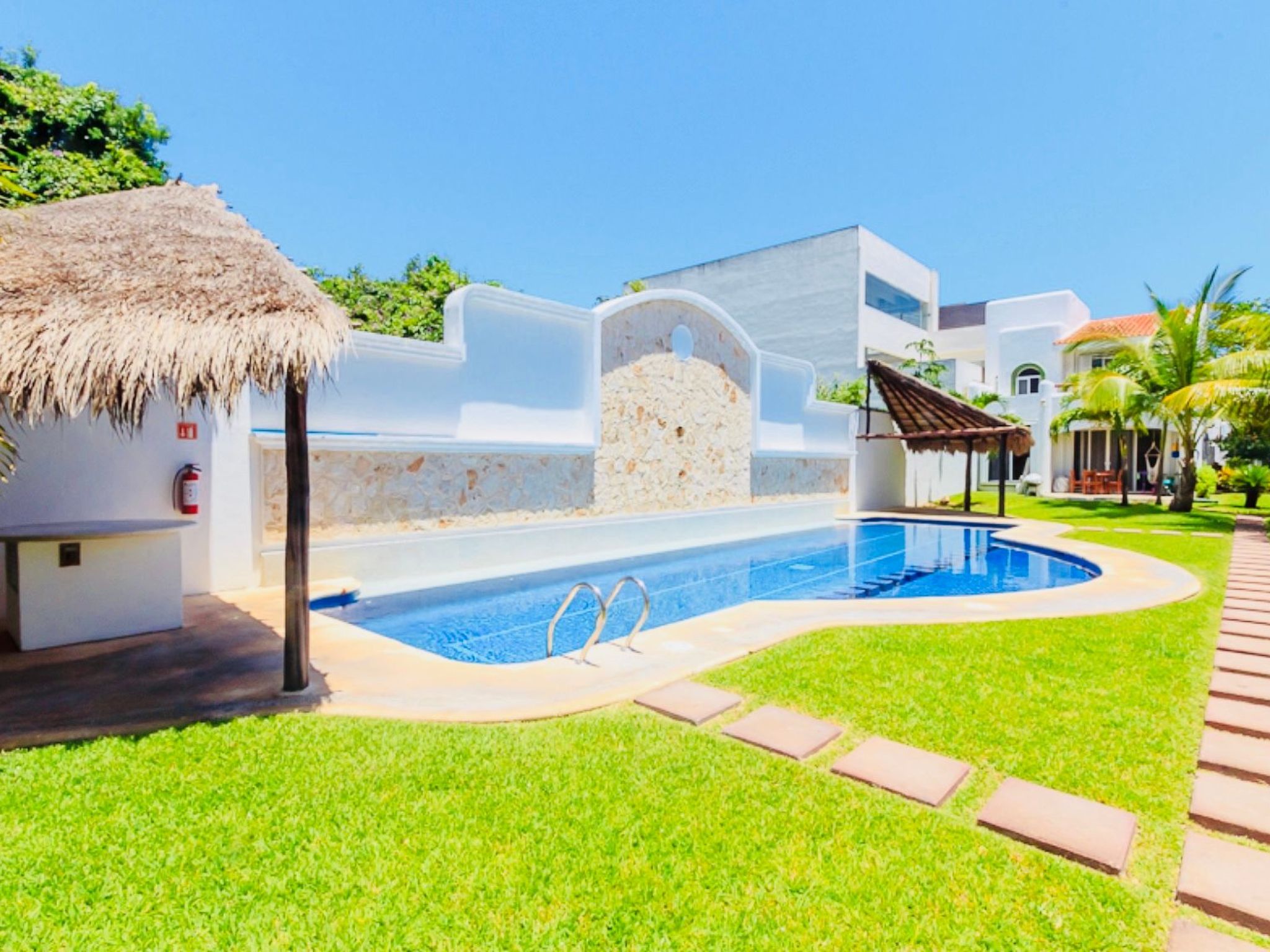 Villa mit Doppelverbindung und Pool für 19 Personen