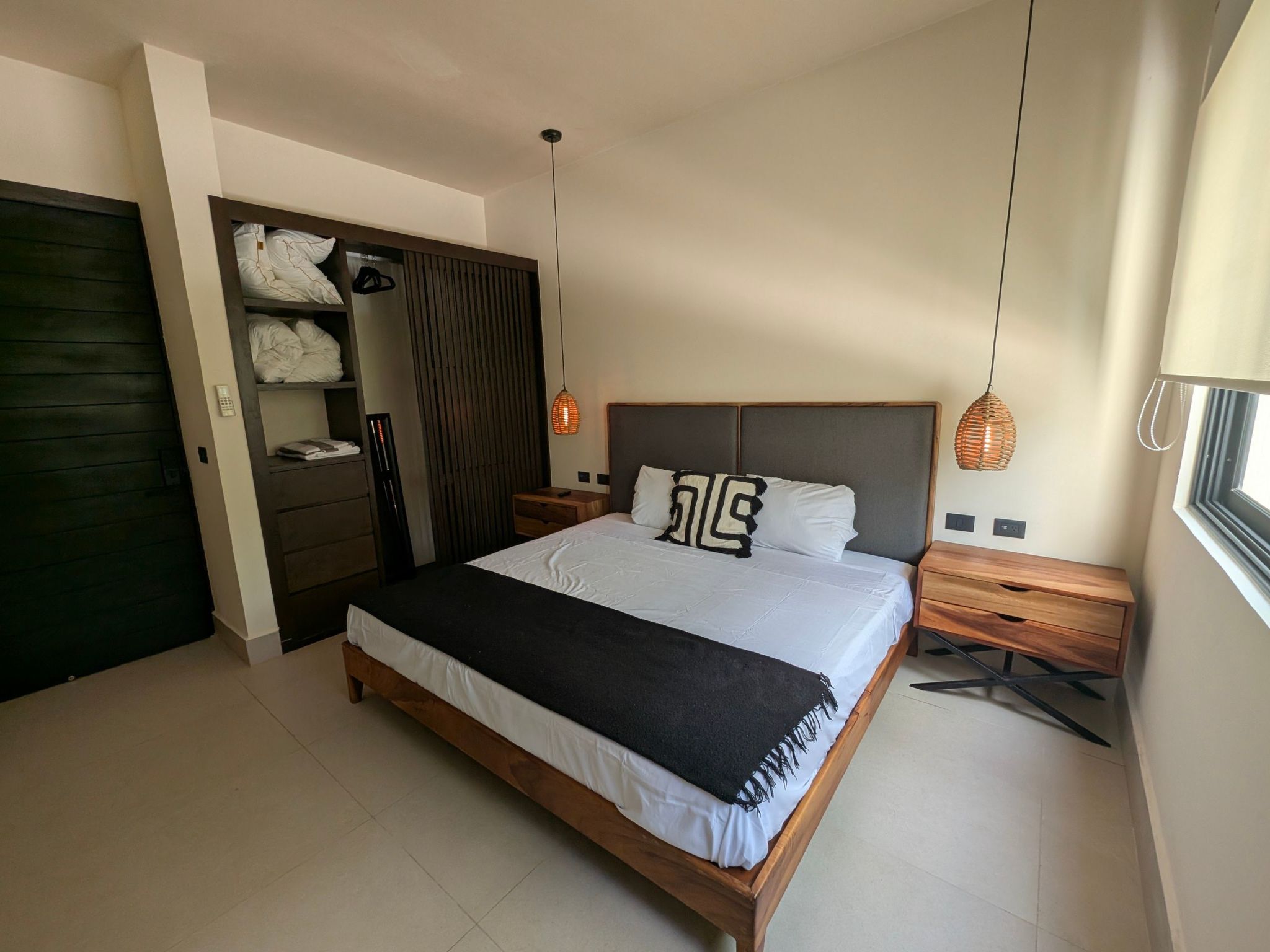 Maison Luxuriöse 4-Schlafzimmer-Villa mit privatem Pool in Tulum – Chambre, photo 39 sur 49