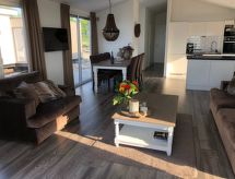 Luxe vrijstaande bungalow aan het IJsselmeer in Bovenkarspel - thumbnail 5