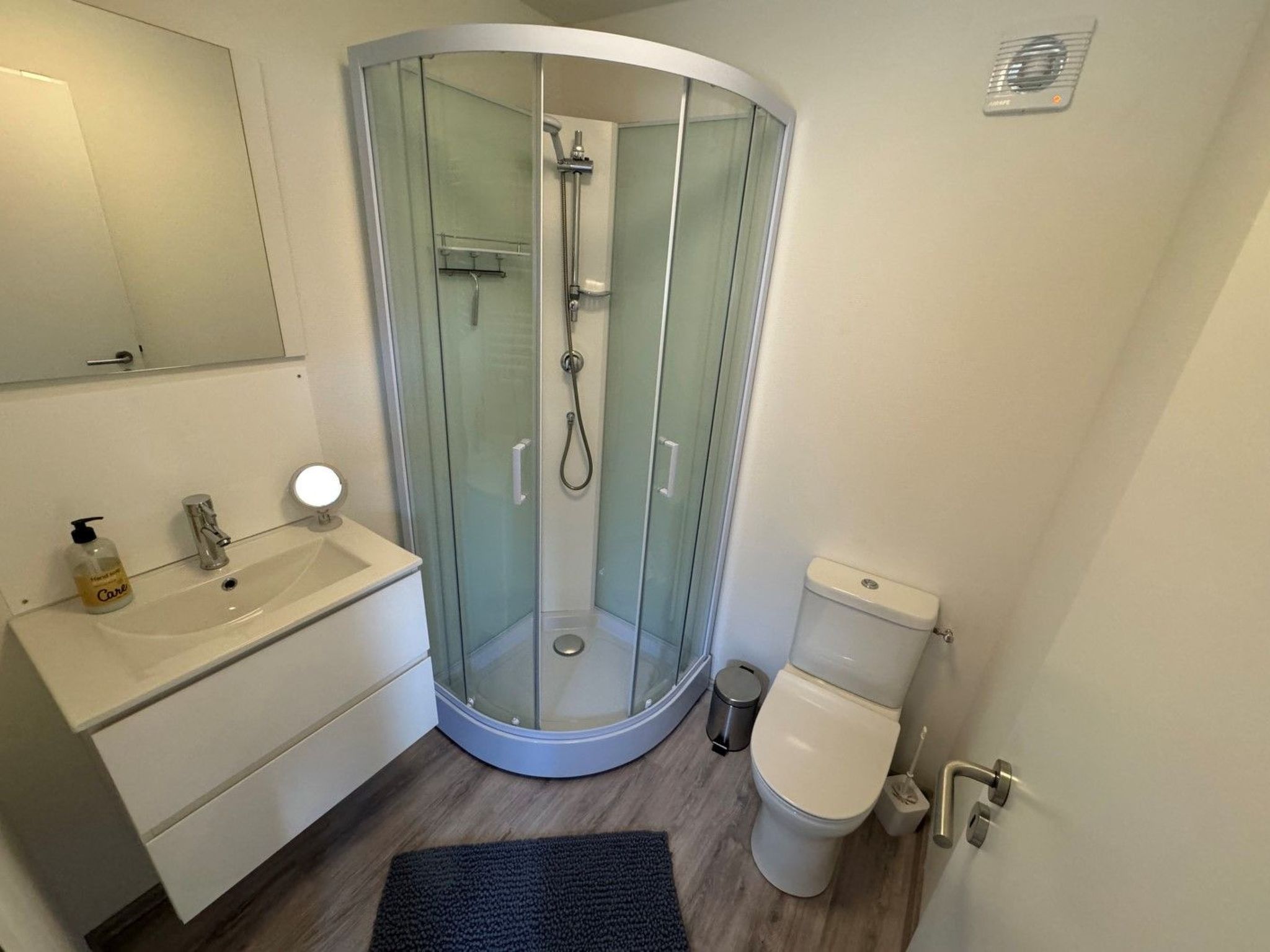 In Wervershoof mit Terrasse und Garten-Image-tags.info