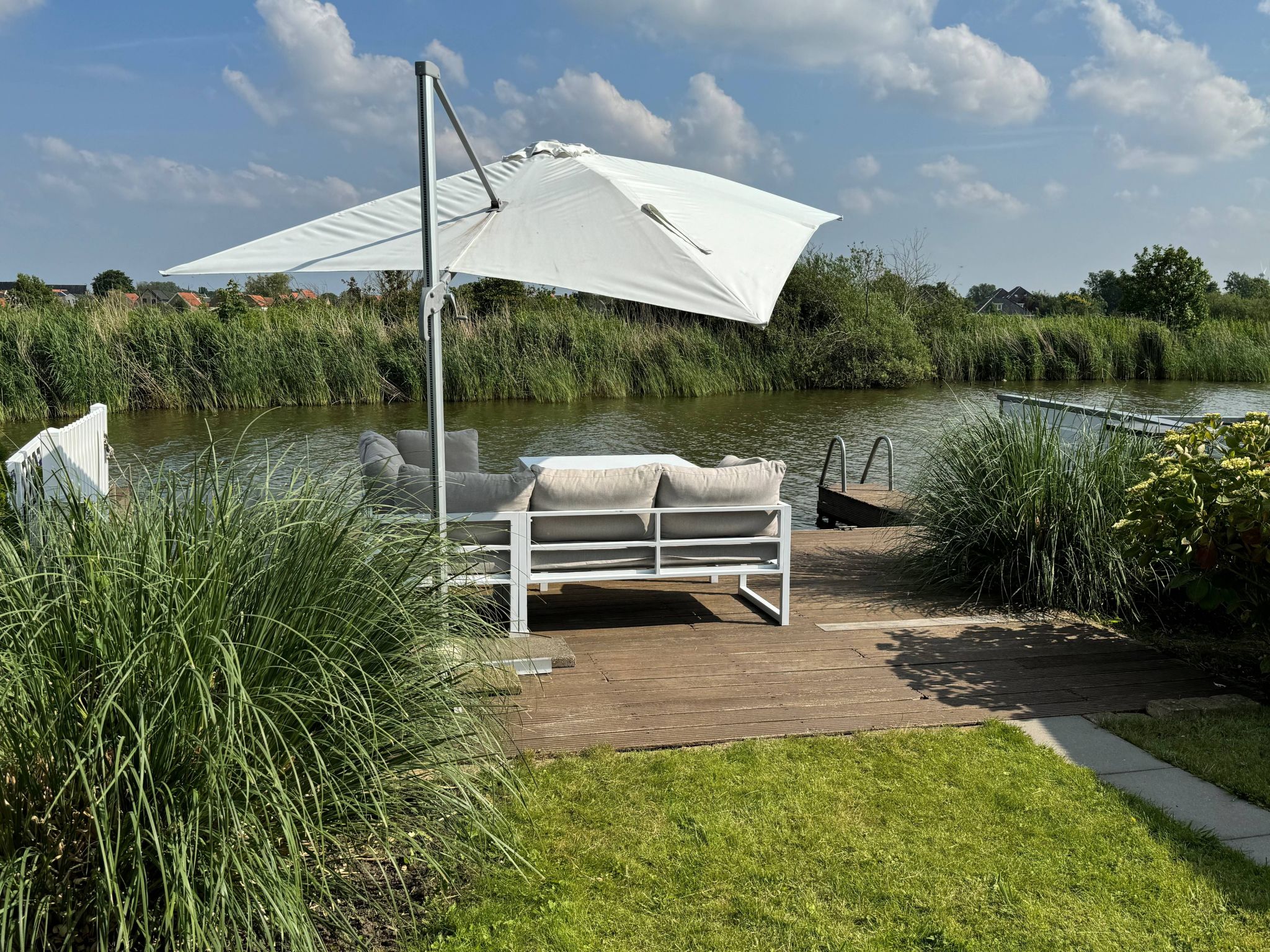 In Wervershoof mit Terrasse und Garten-Image-tags.info