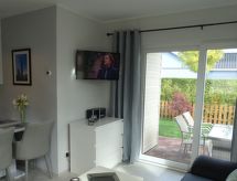 Modern vakantiehuis op uniek eilandje bij Wervershoof, 100m van het water - thumbnail 3