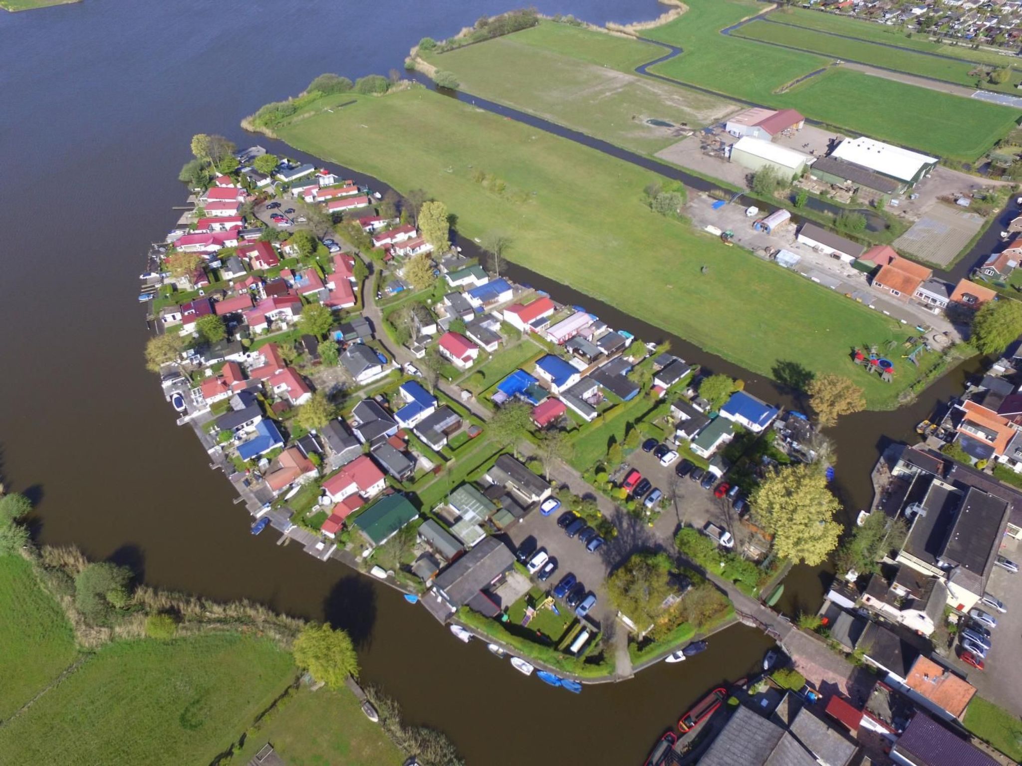 Schmuckes neuwertiges Ferienhaus  auf einer kleinen Ferieninsel-Image-tags.info