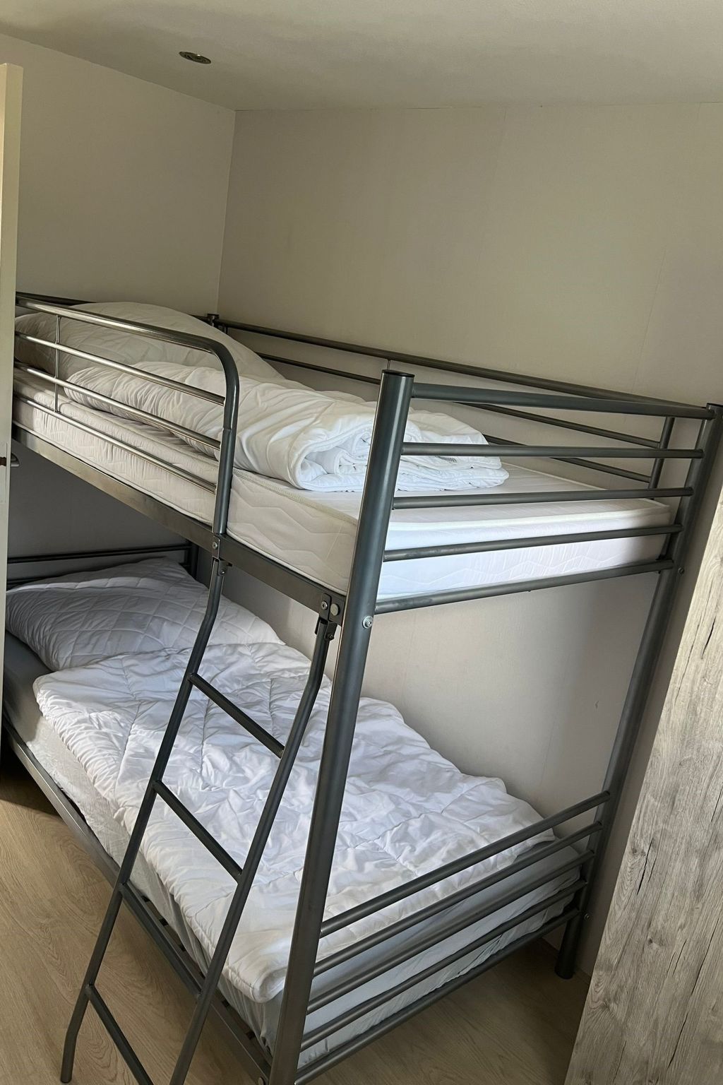 Charmantes Ferienhaus "Hilda" mit Terrasse-Image-tags.info