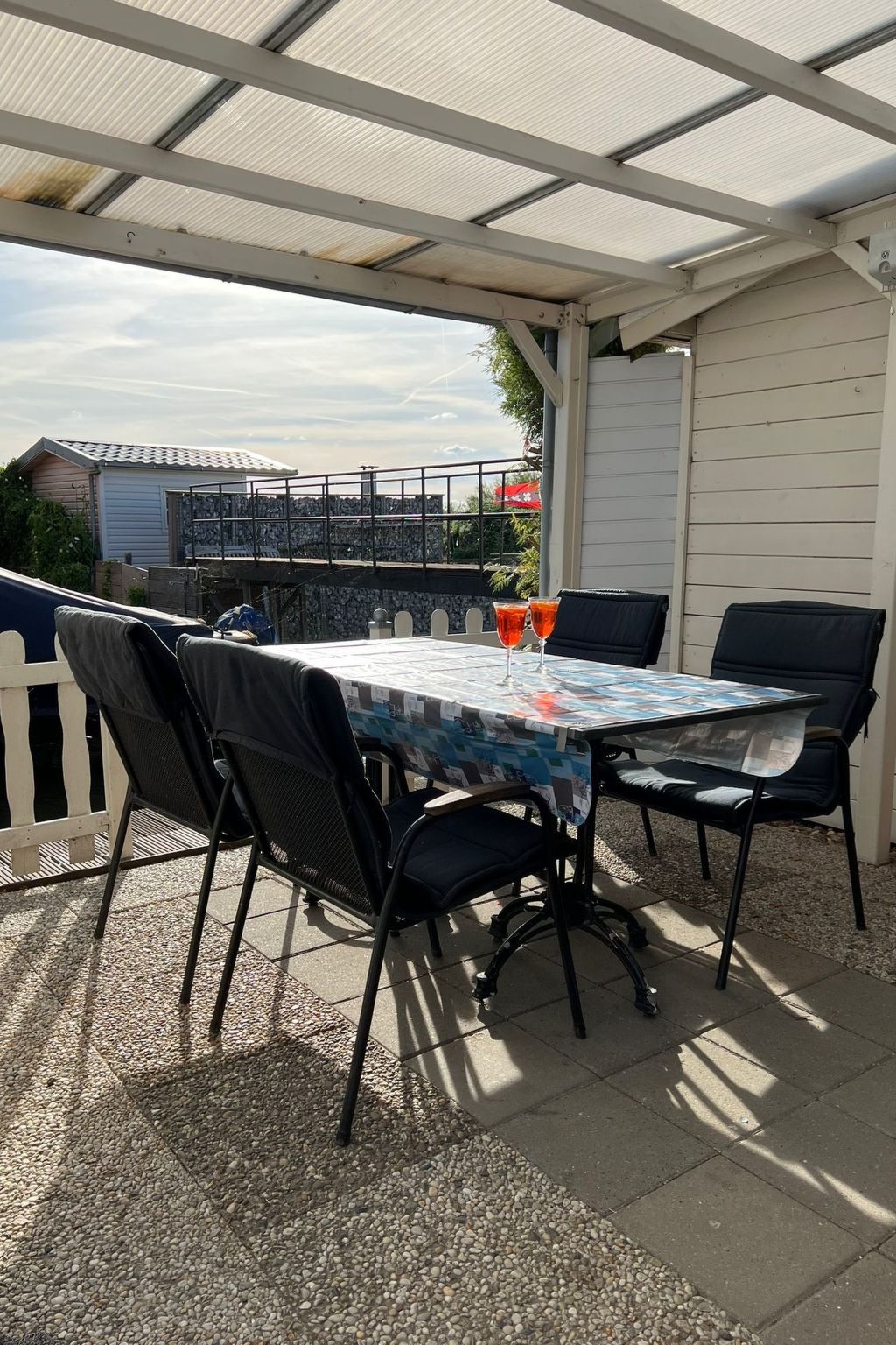 Charmantes Ferienhaus "Hilda" mit Terrasse-Image-tags.info